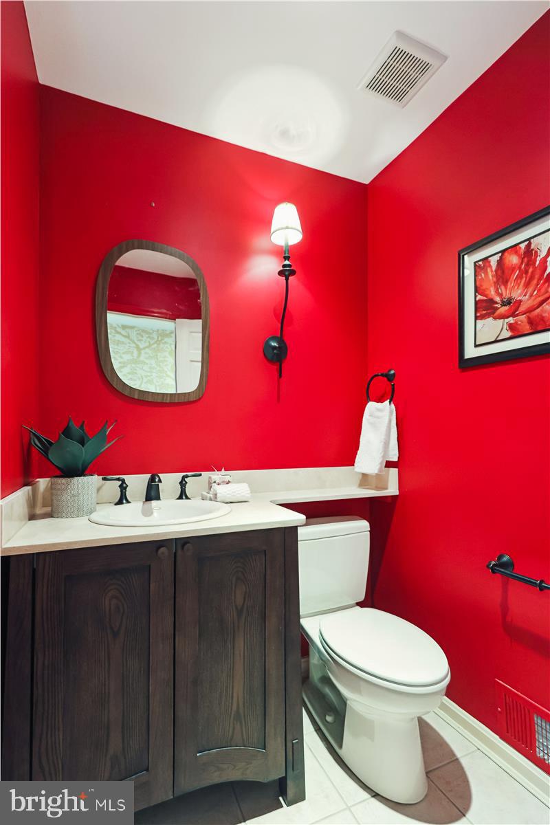 WESTMORELAND SQUARE - Residential