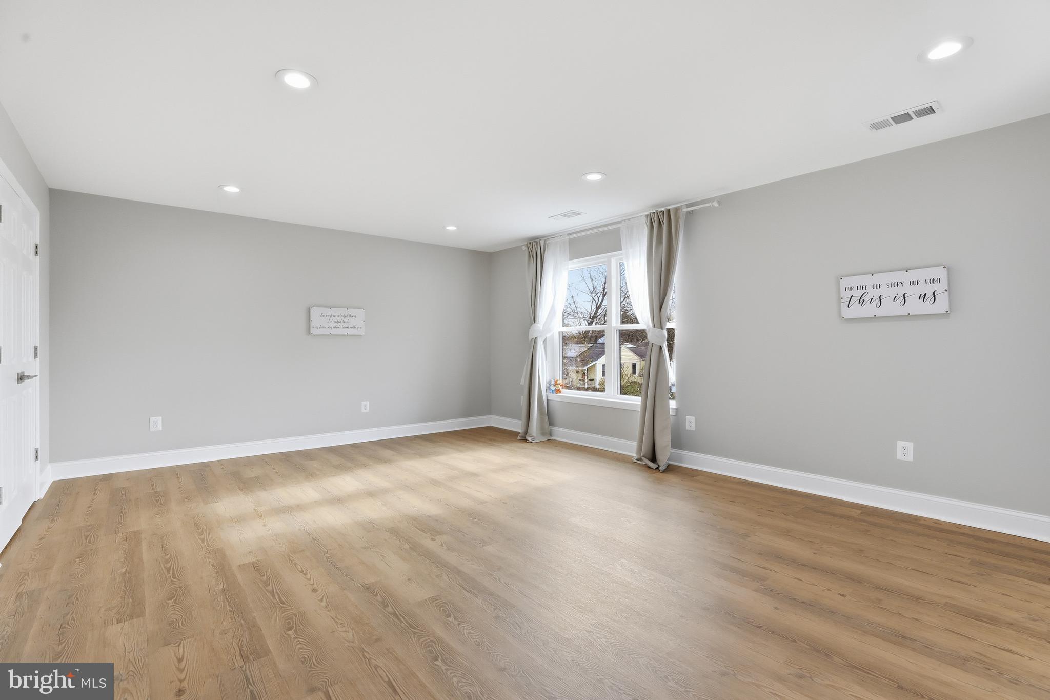 MARYVALE - Residential