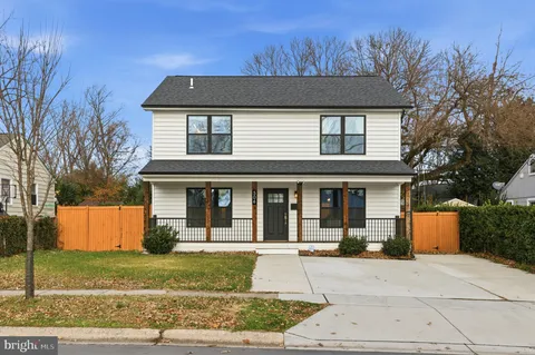 506 Pinewood Road, Rockville, MD MLS: MDMC2210178