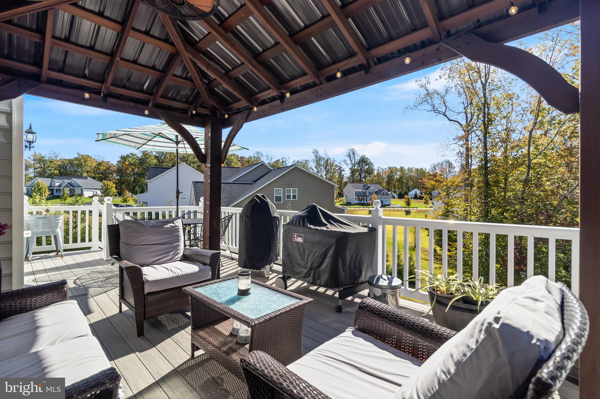 OAKLAND HALL - Residential