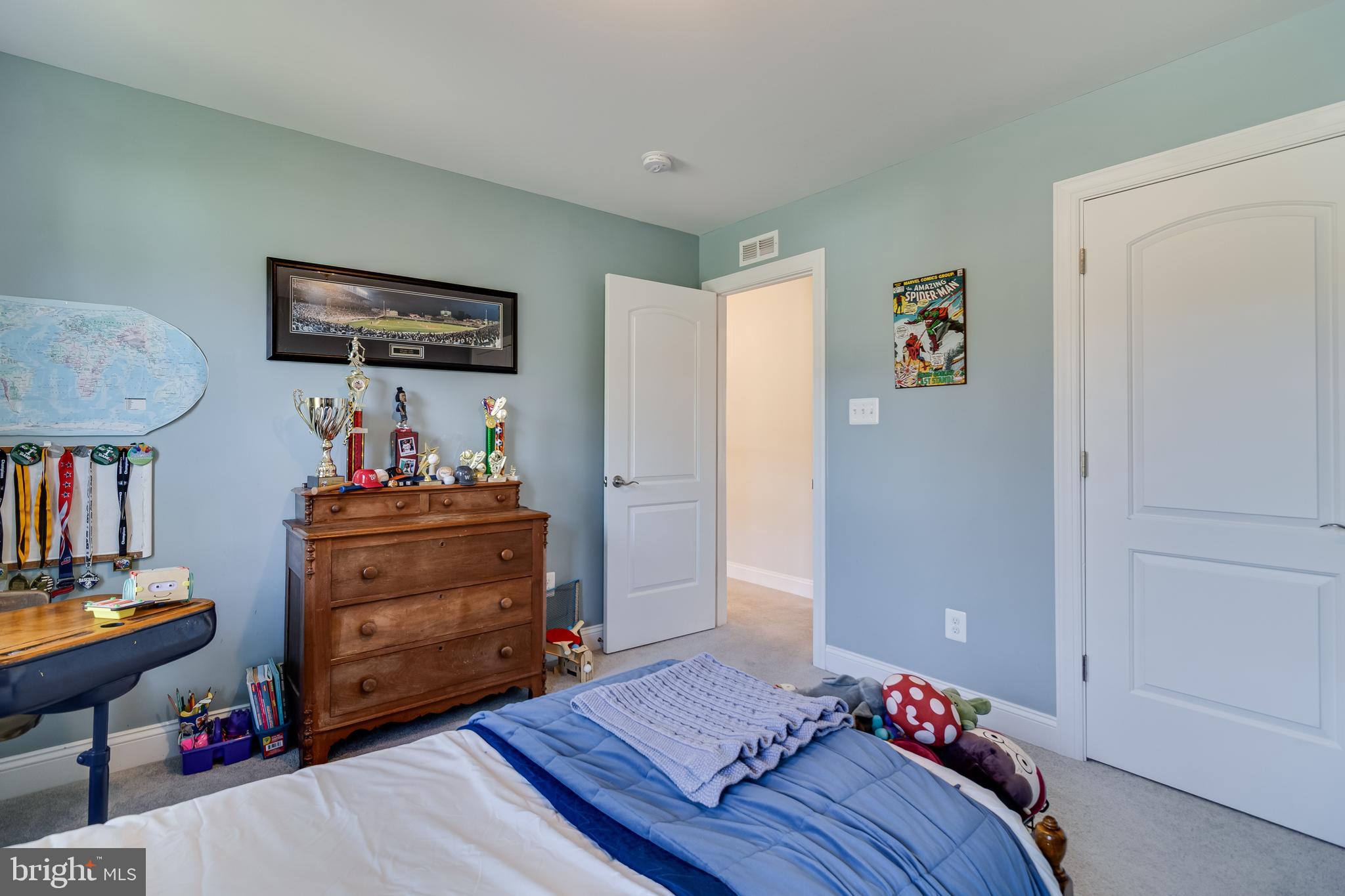 OAKLAND HALL - Residential