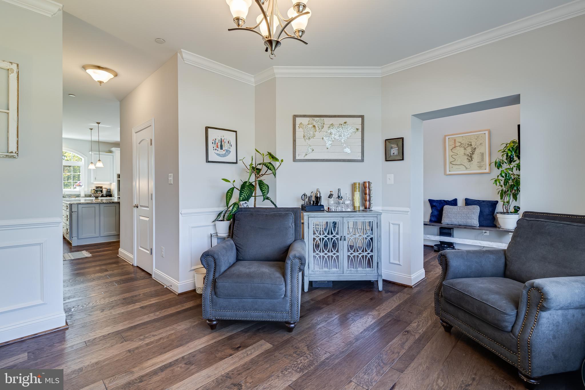 OAKLAND HALL - Residential