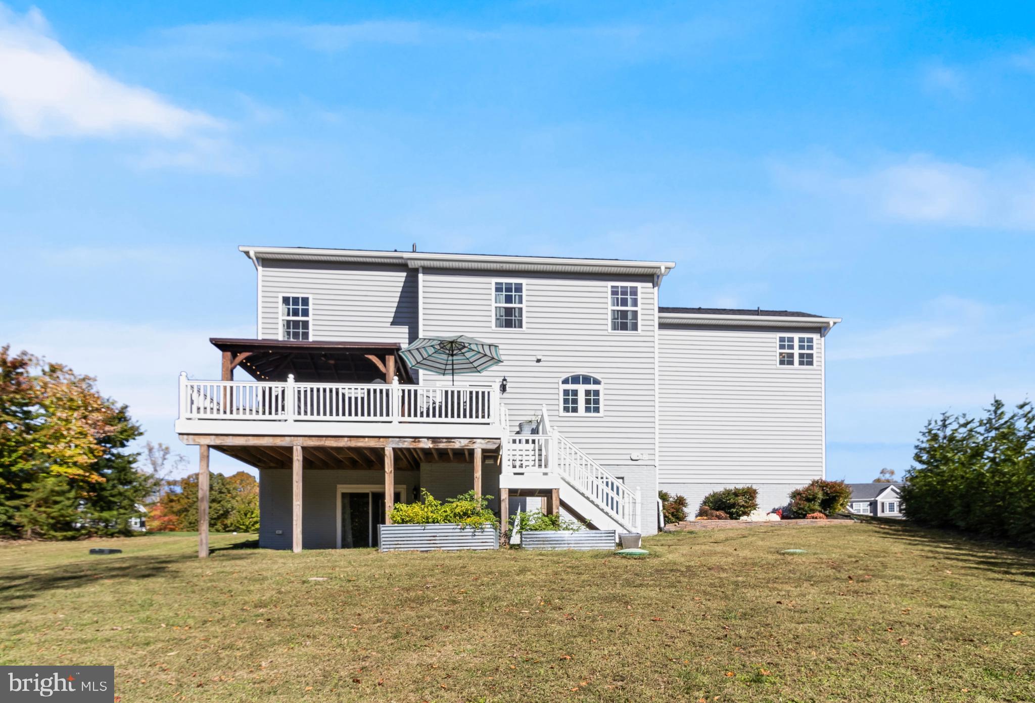 OAKLAND HALL - Residential