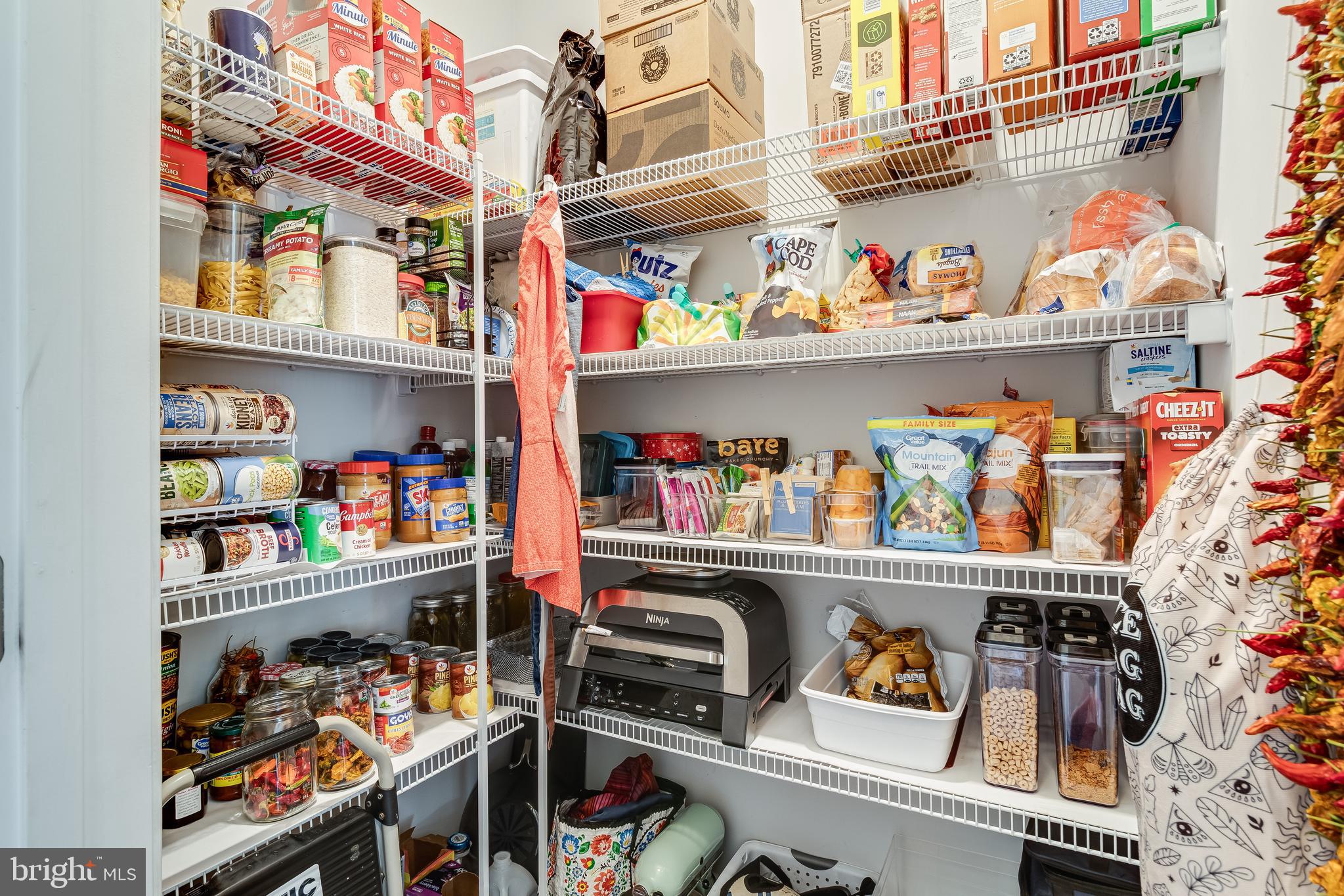 OAKLAND HALL - Residential