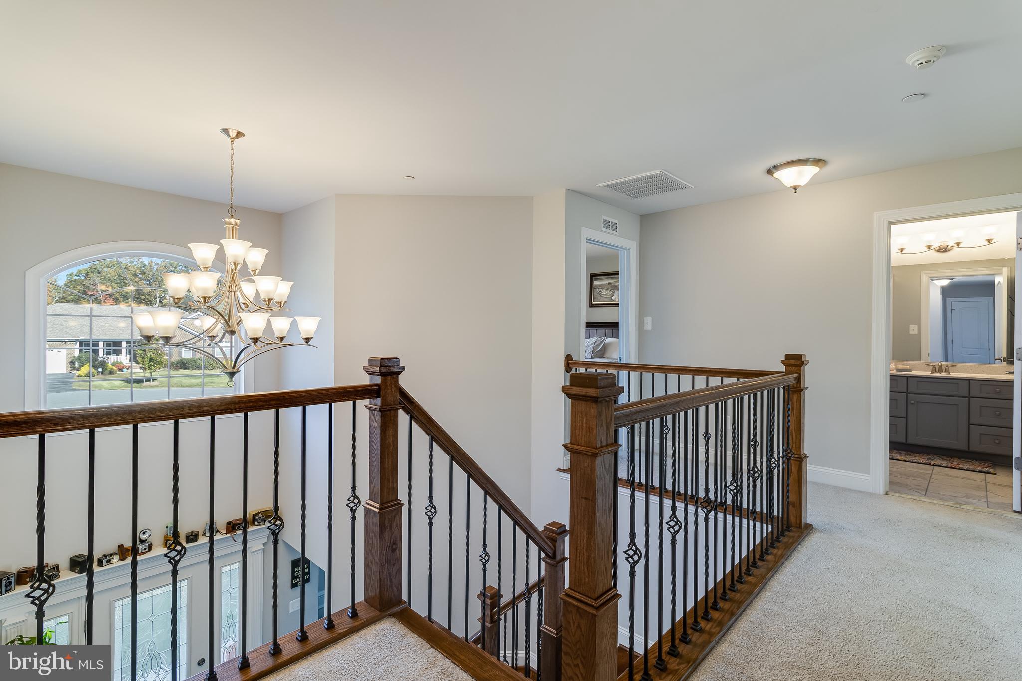 OAKLAND HALL - Residential