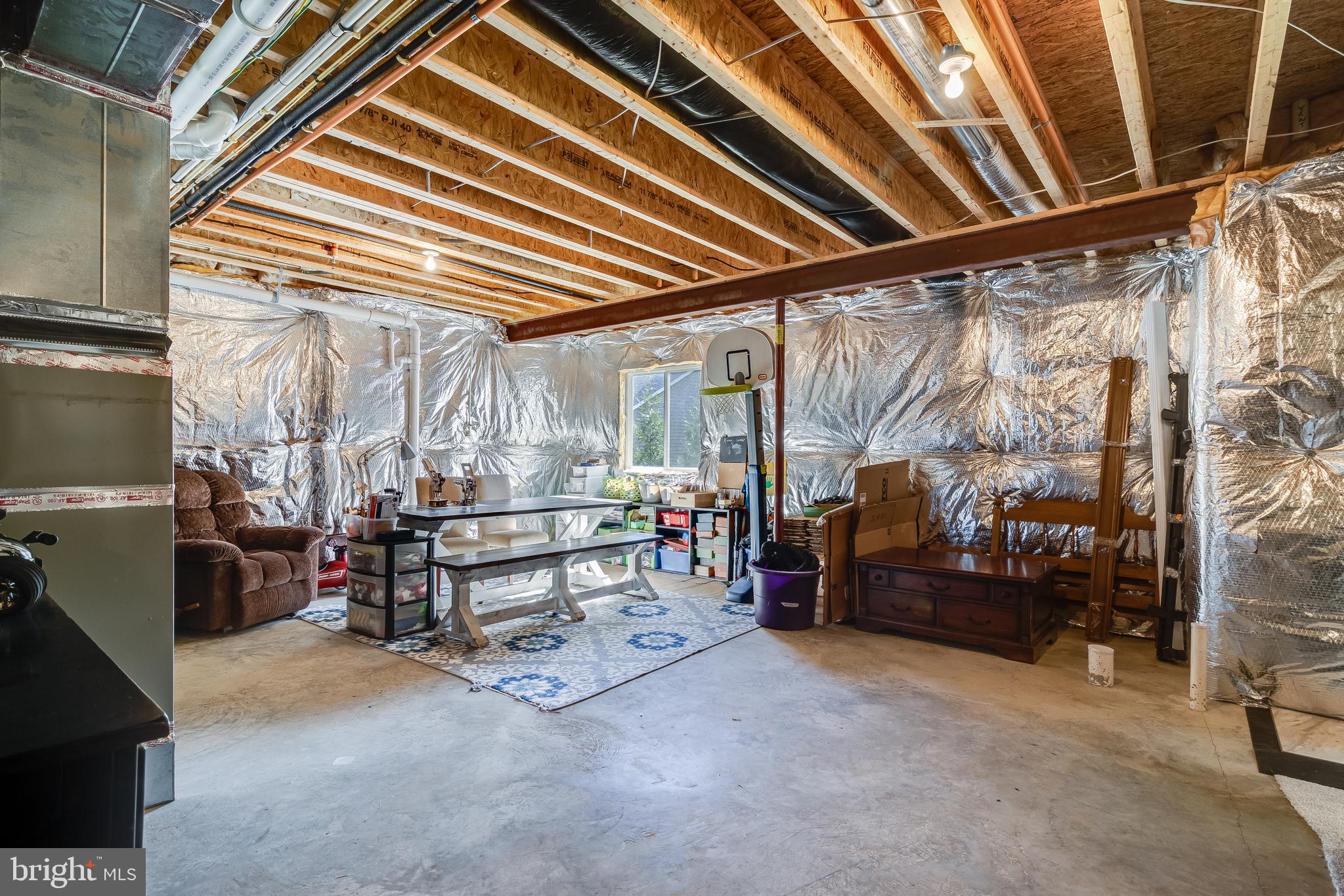 OAKLAND HALL - Residential