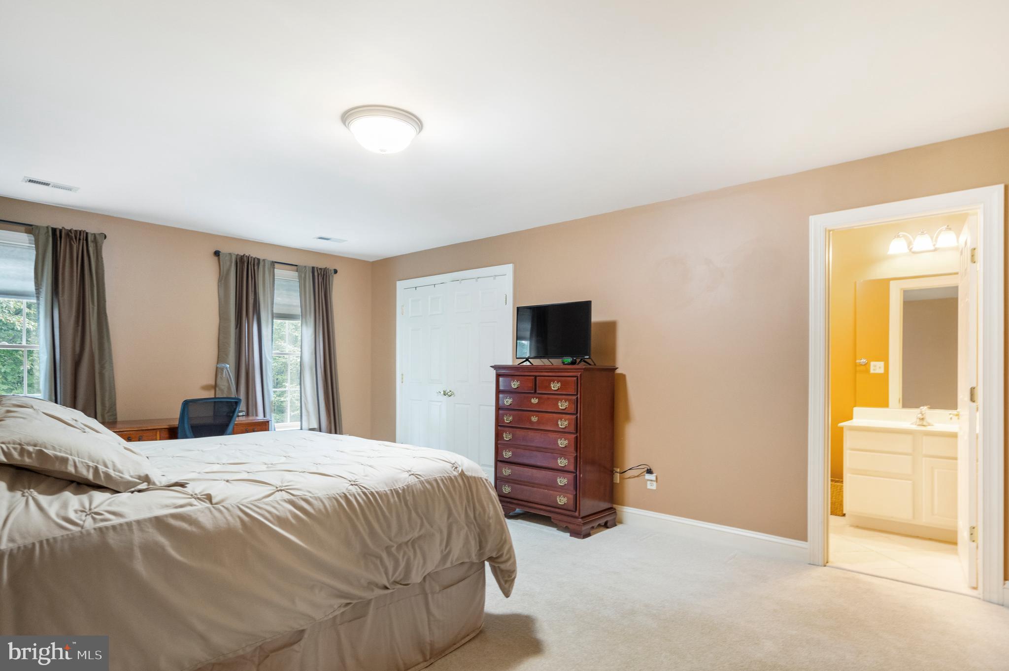 BRINTWOOD - Residential