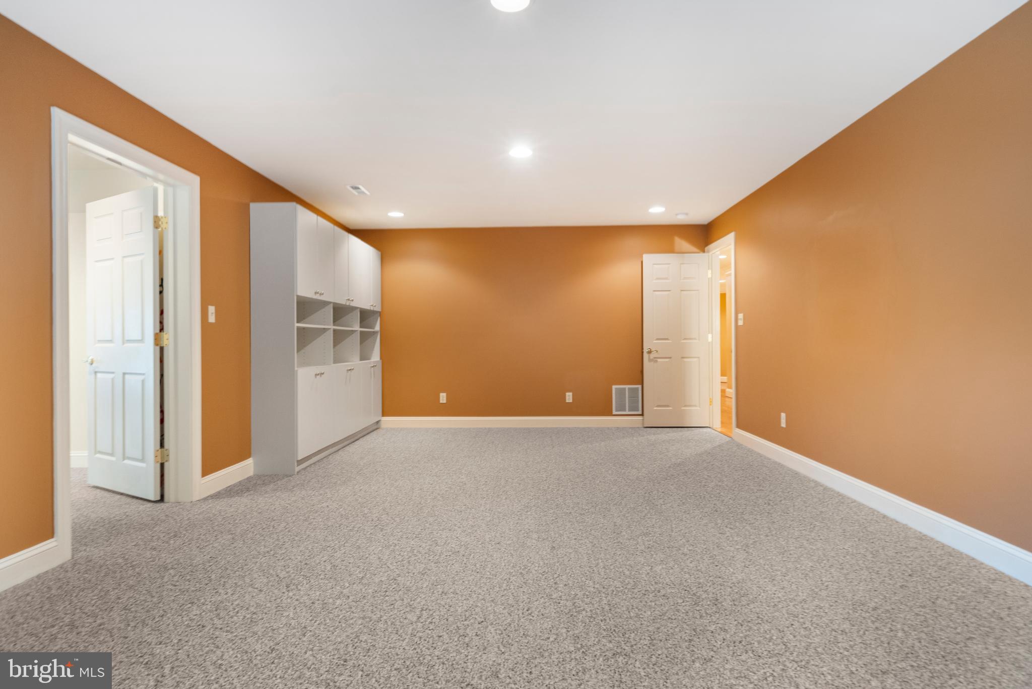 BRINTWOOD - Residential