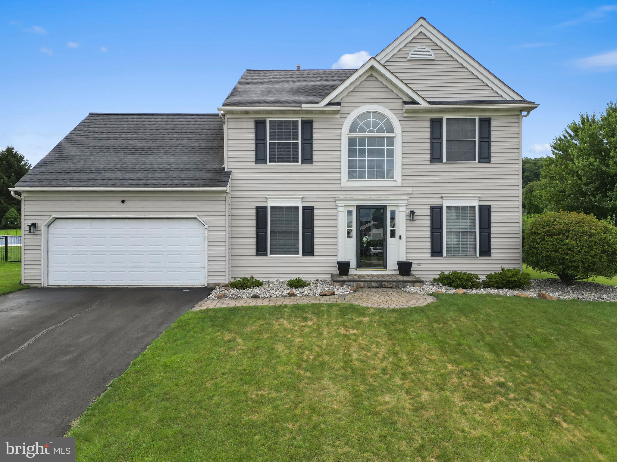 30 PENNWOOD DRIVE