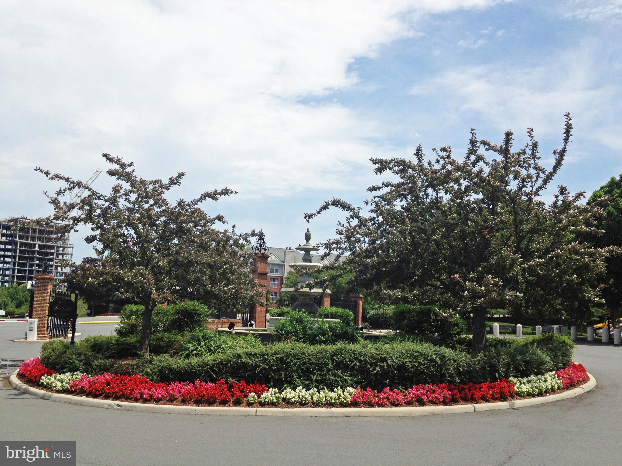 ROTONDA - Residential Lease