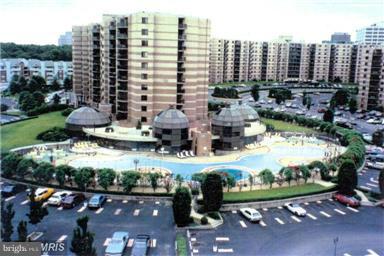 ROTONDA - Residential Lease