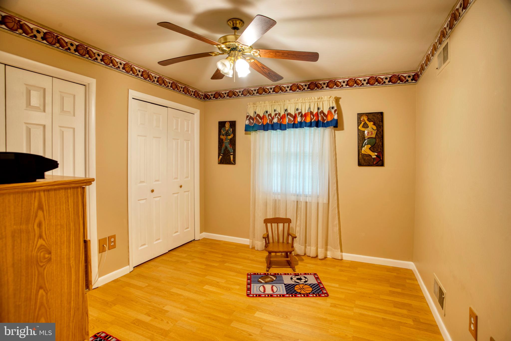 COUNTRY CLUB SOUTH - Residential