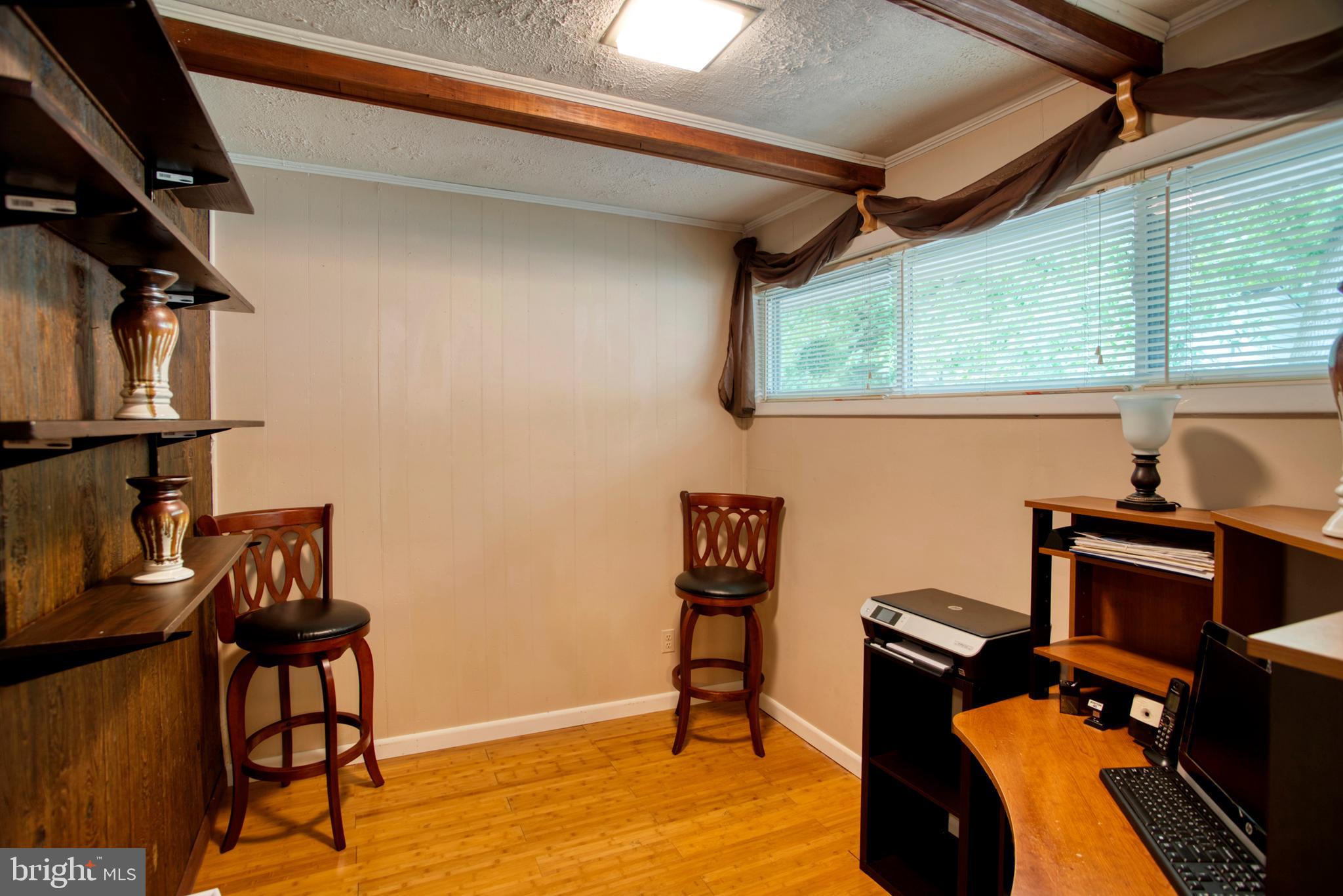 COUNTRY CLUB SOUTH - Residential