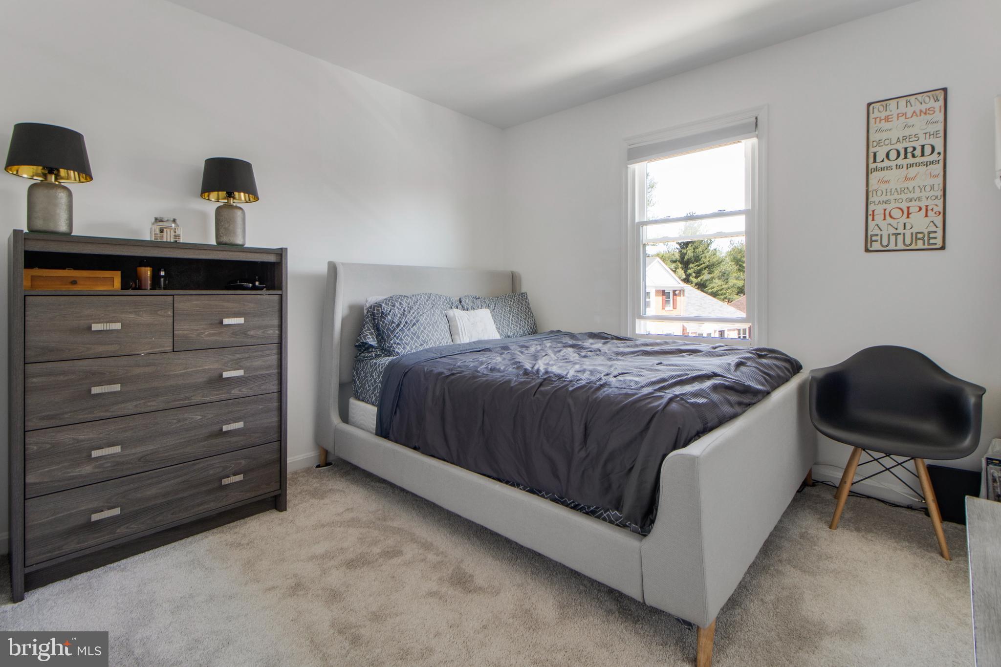 LAYHILL SQUARE - Residential Lease