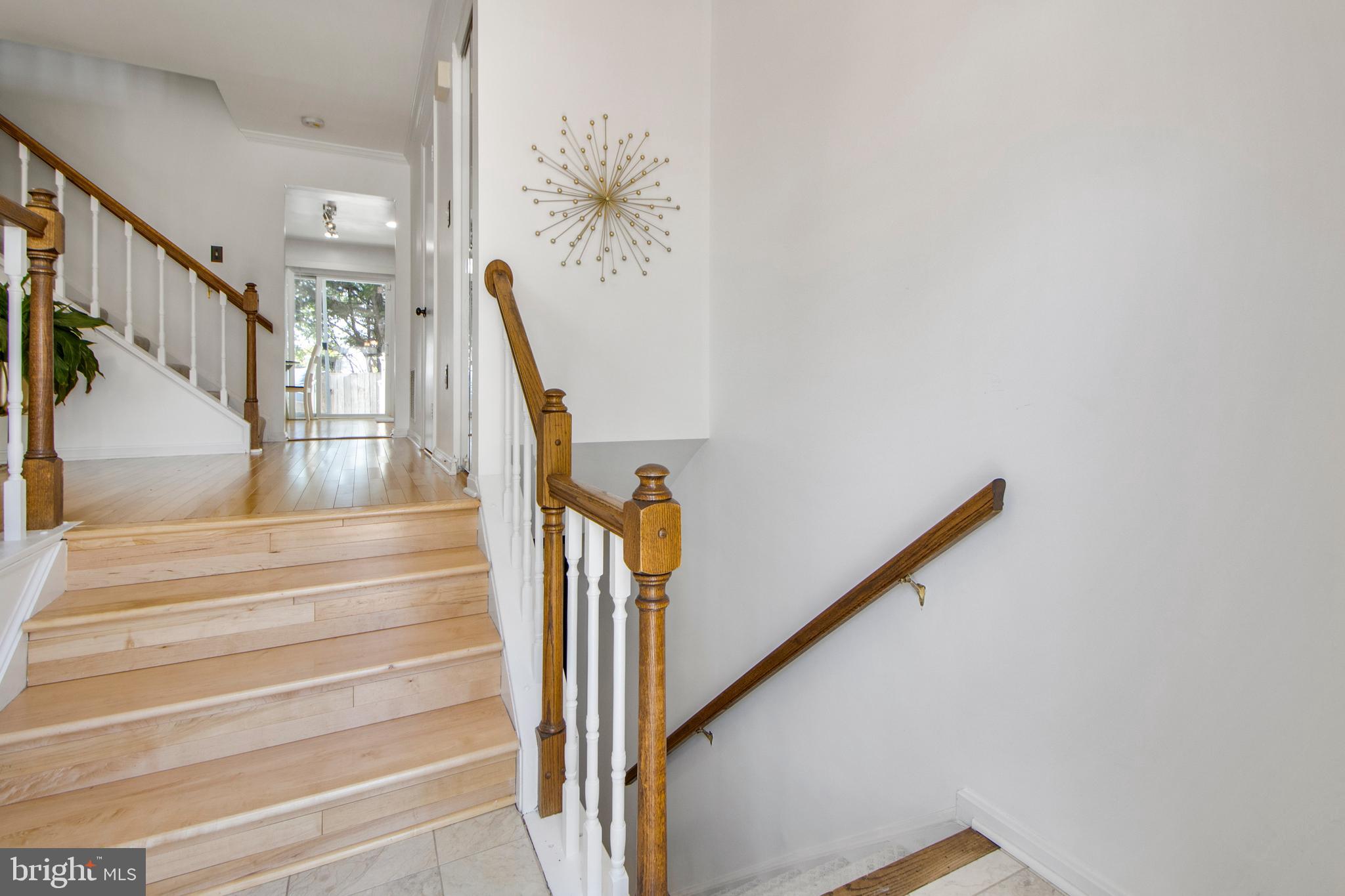 LAYHILL SQUARE - Residential Lease