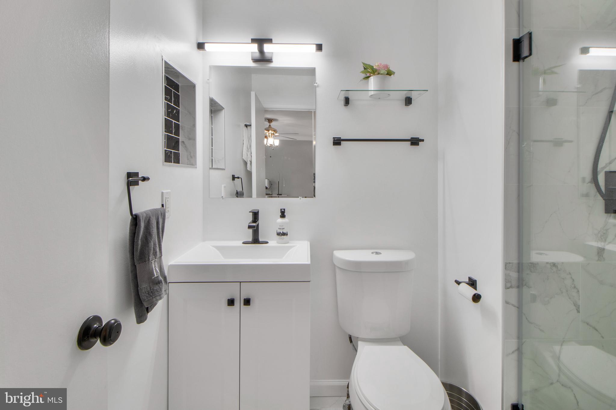 LAYHILL SQUARE - Residential Lease