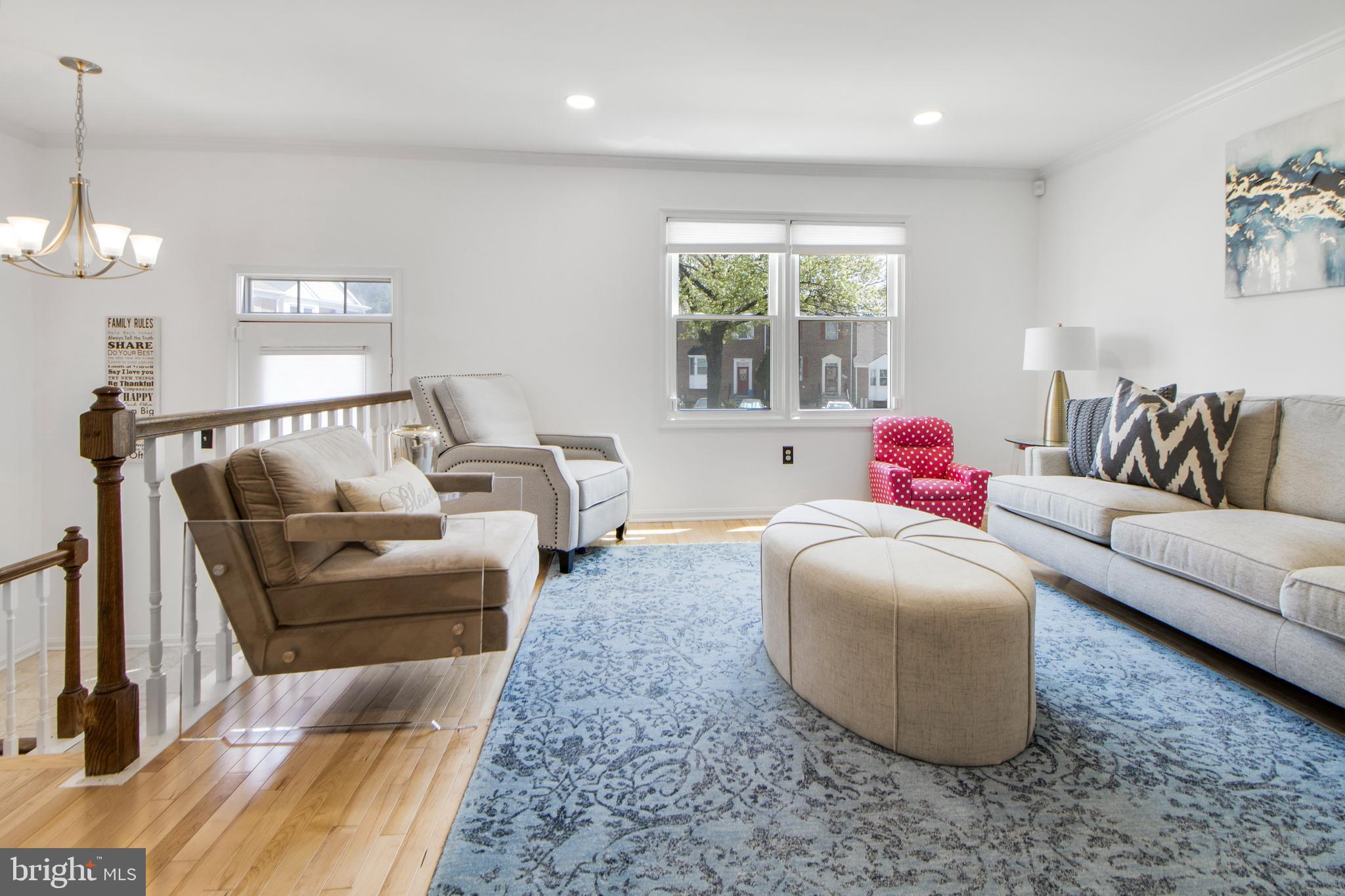 LAYHILL SQUARE - Residential Lease