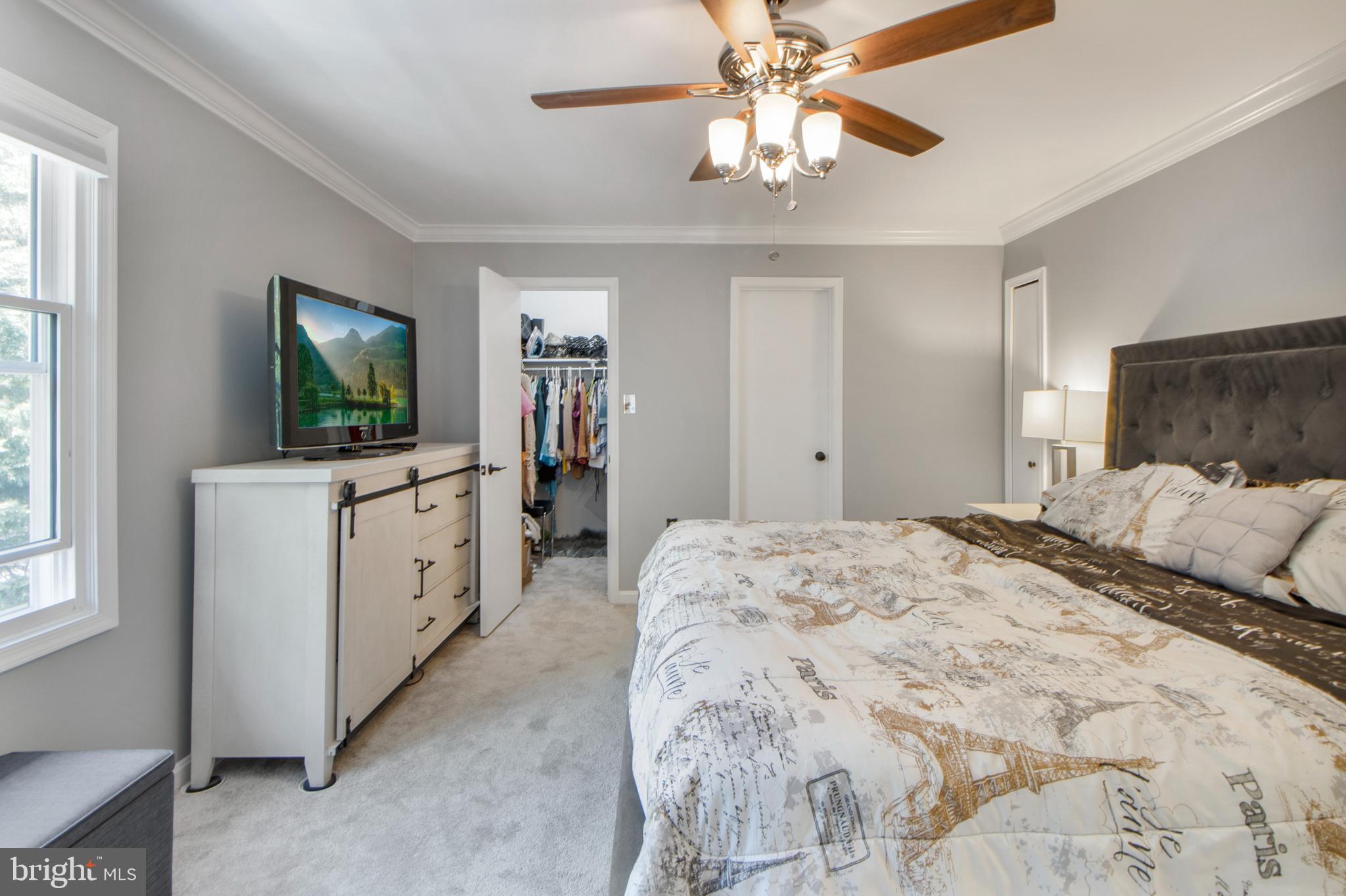 LAYHILL SQUARE - Residential Lease