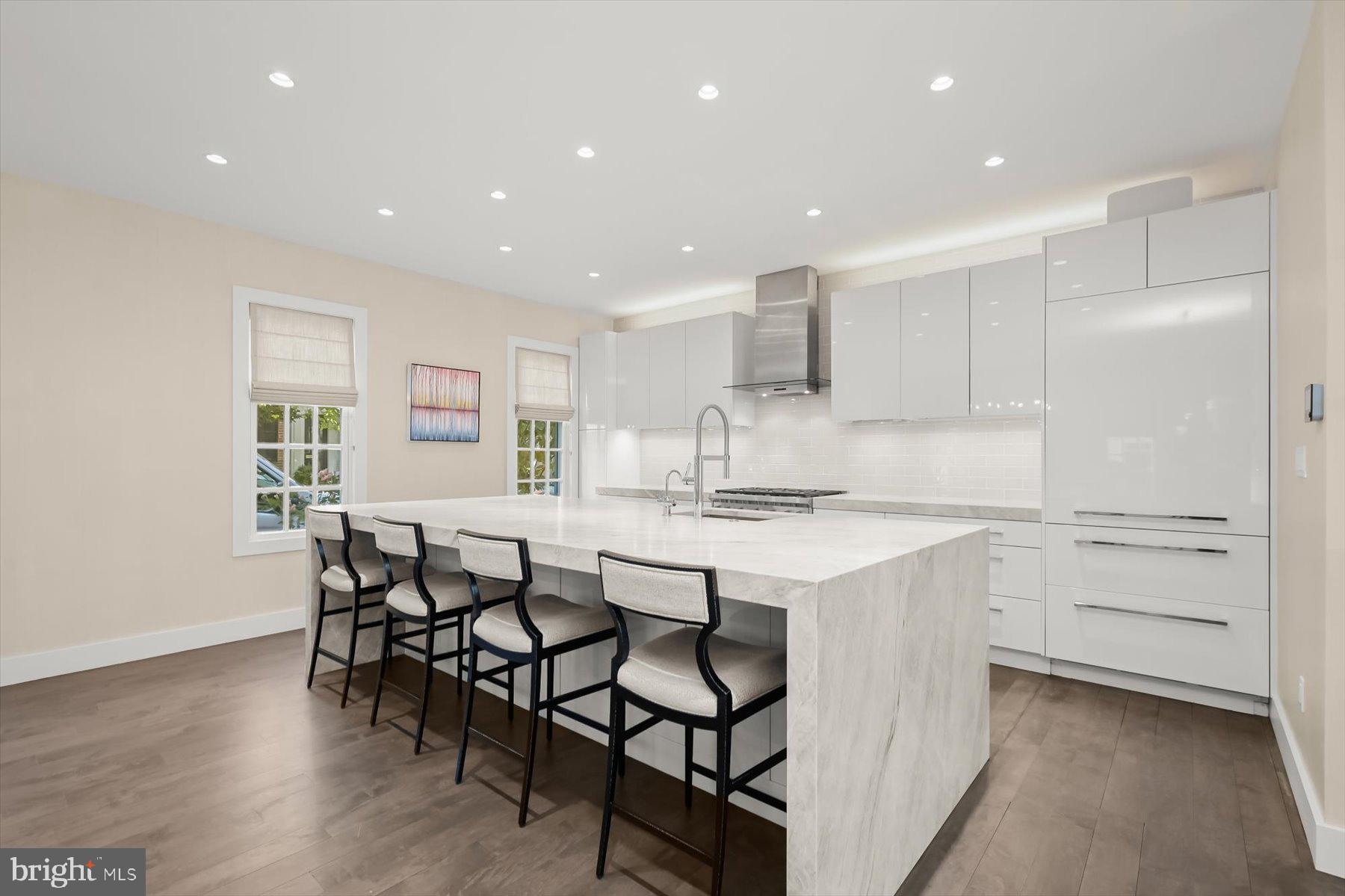 GEORGETOWN - Residential