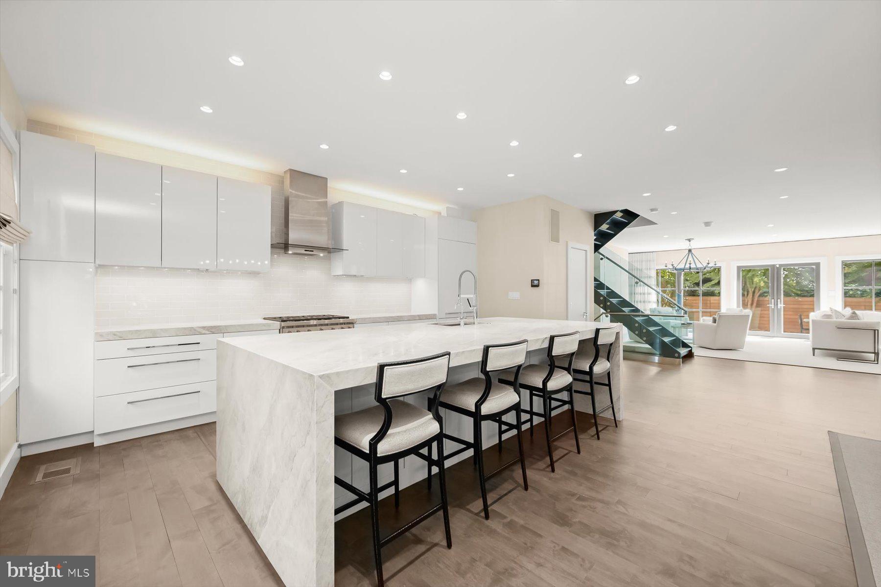 GEORGETOWN - Residential