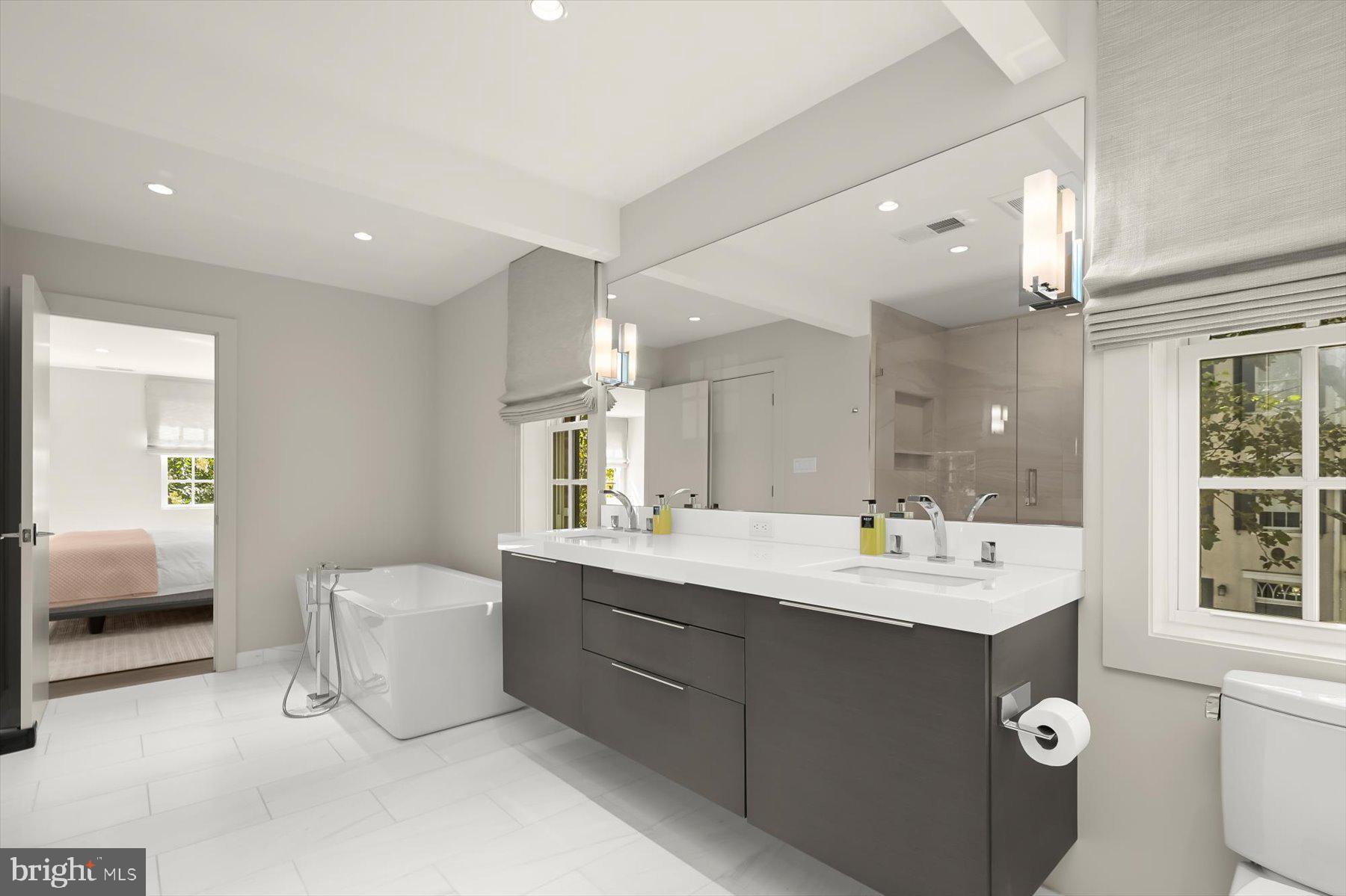 GEORGETOWN - Residential