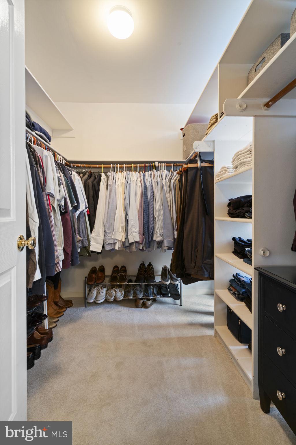 MEADOWBROOK WOODS - Residential