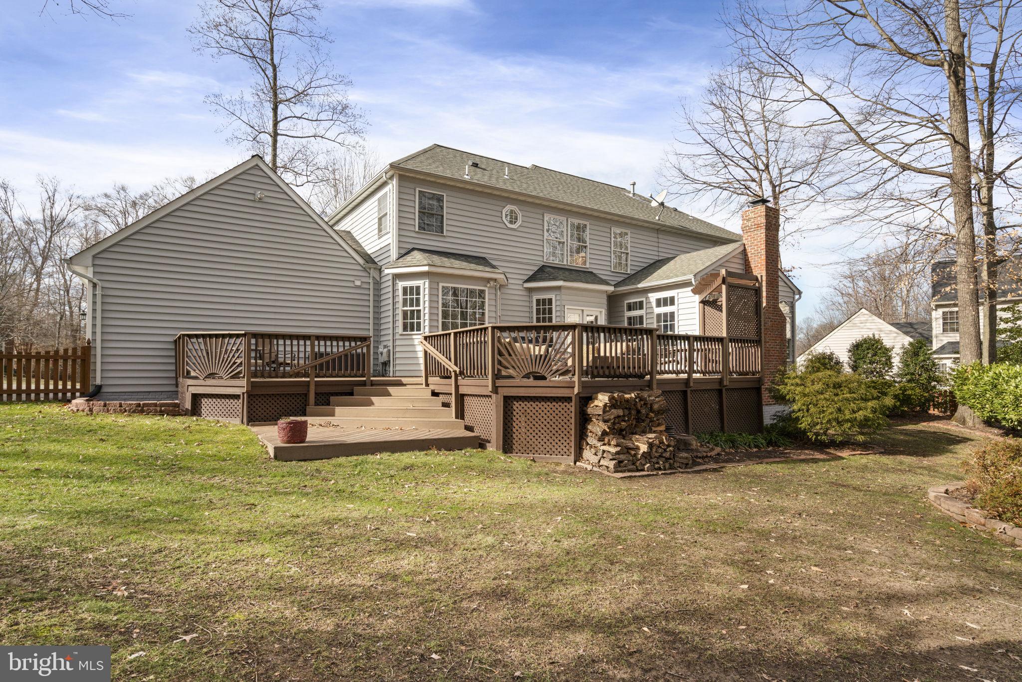 MEADOWBROOK WOODS - Residential