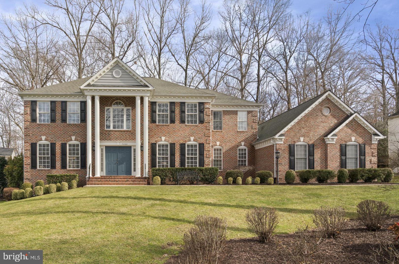 MEADOWBROOK WOODS - Residential