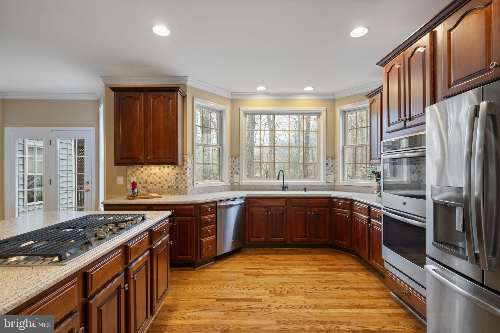 MEADOWBROOK WOODS - Residential