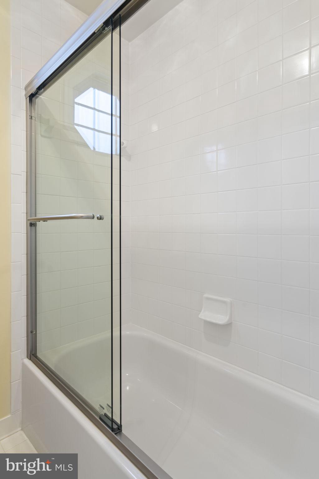 MEADOWBROOK WOODS - Residential