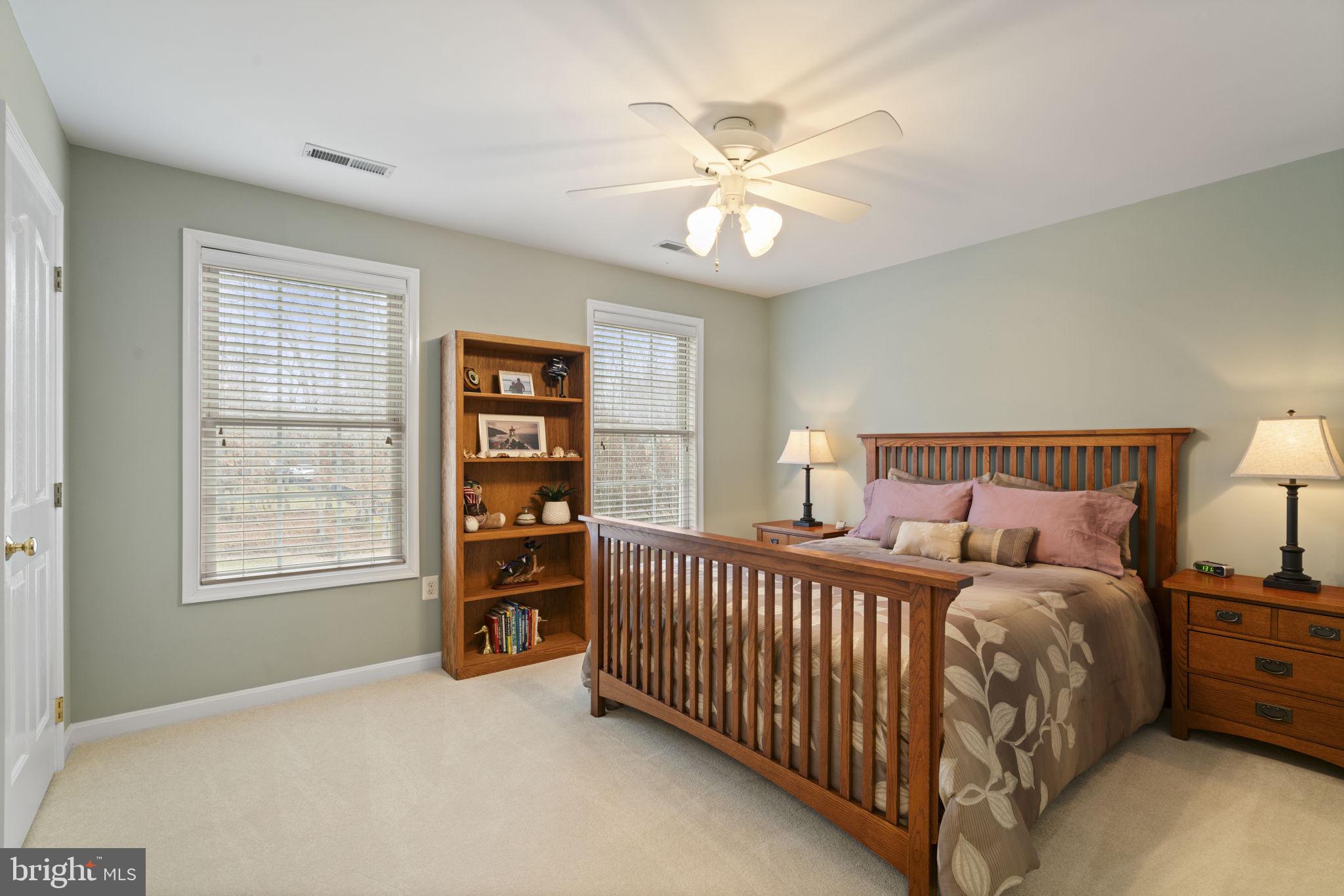 MEADOWBROOK WOODS - Residential