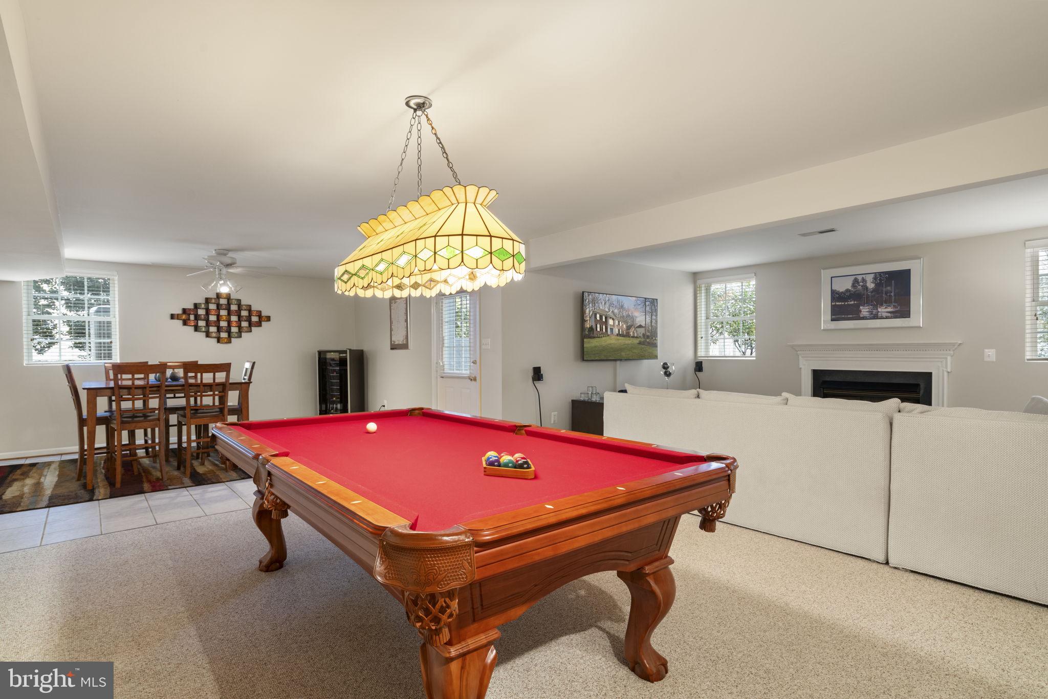 MEADOWBROOK WOODS - Residential