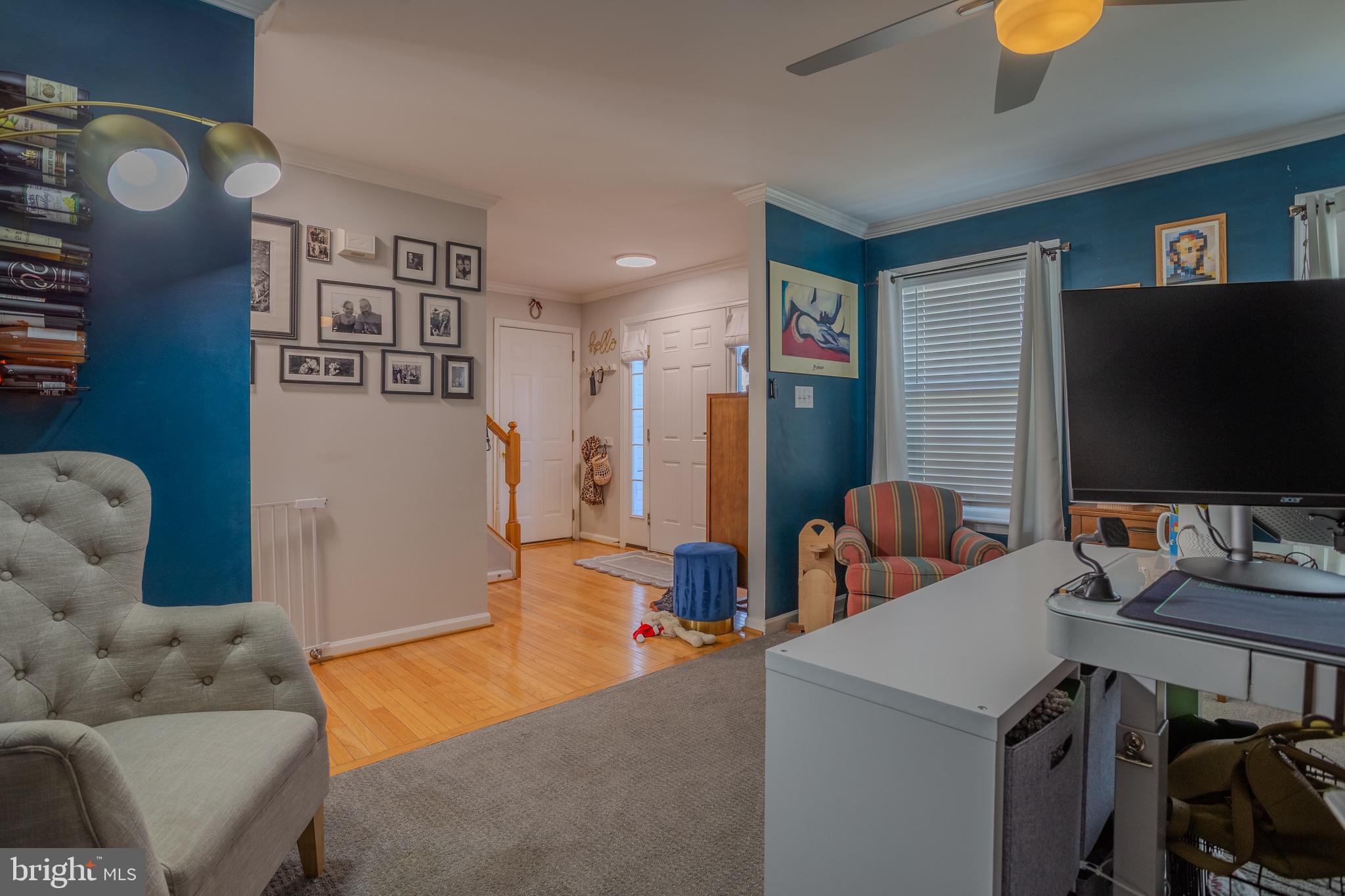 LAUREL RIDGE - Residential