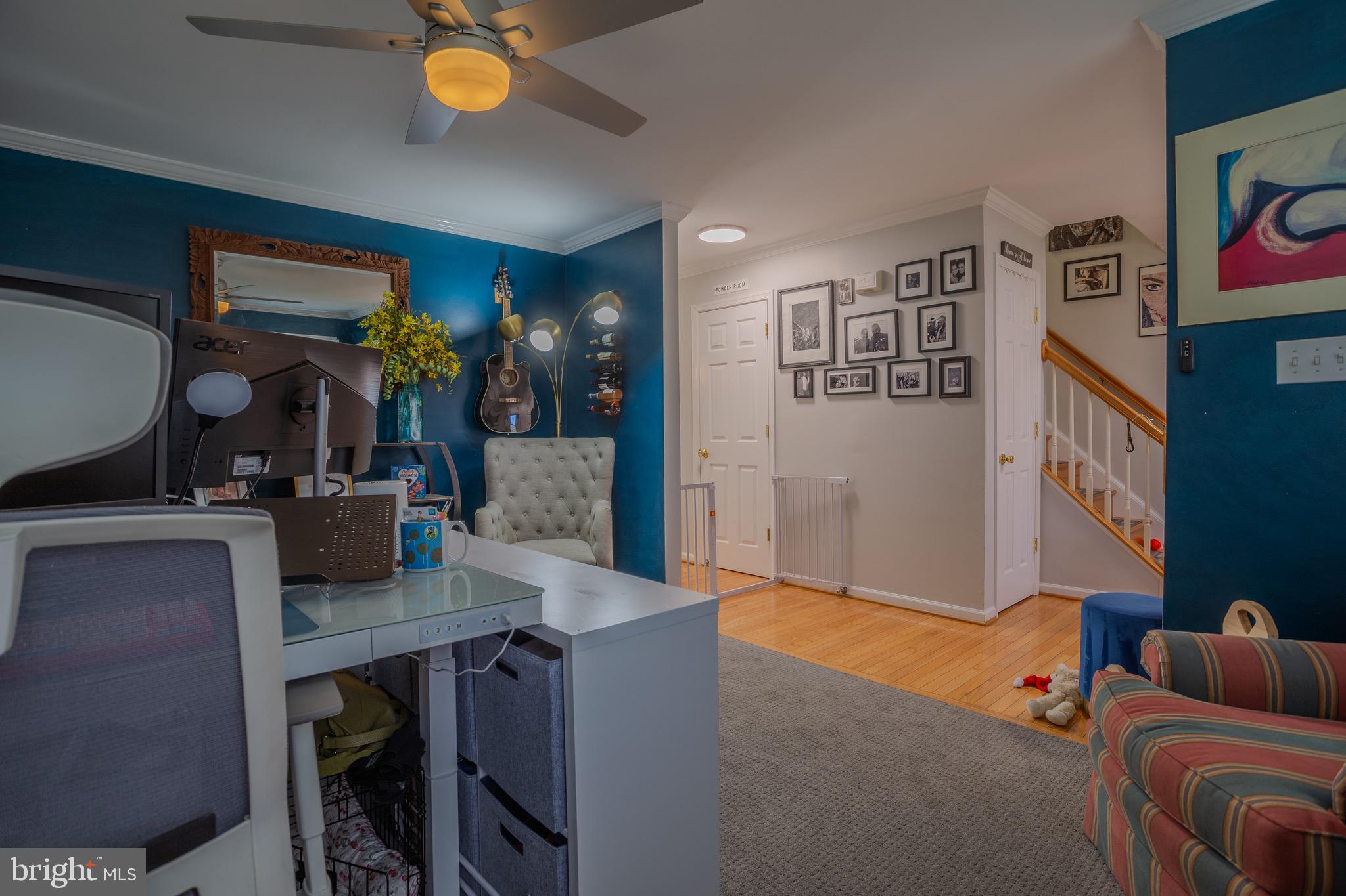 LAUREL RIDGE - Residential