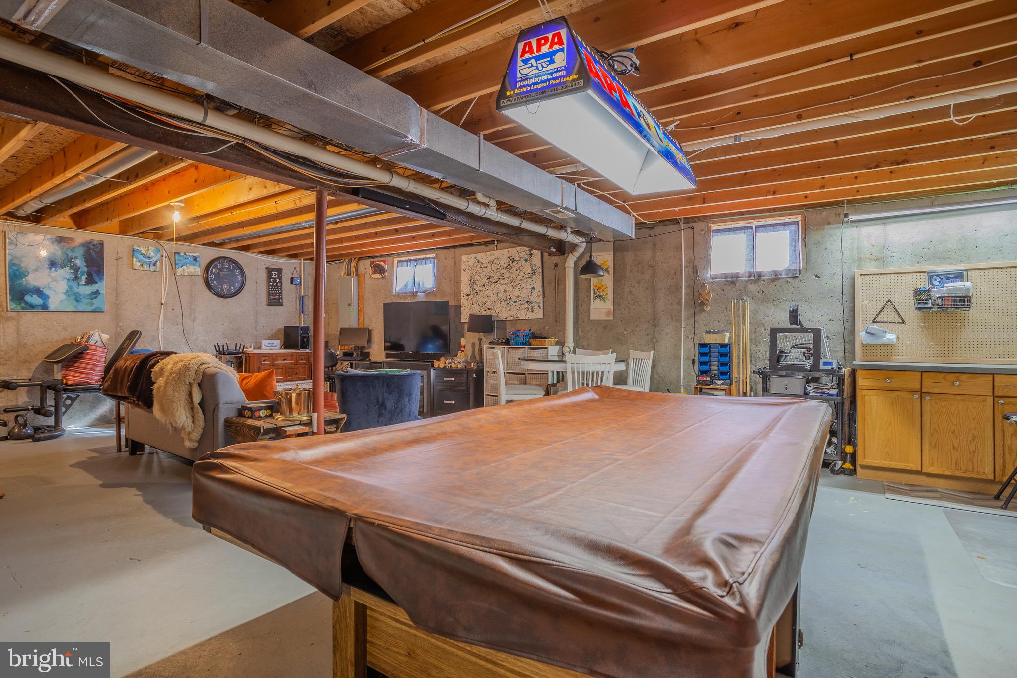 LAUREL RIDGE - Residential