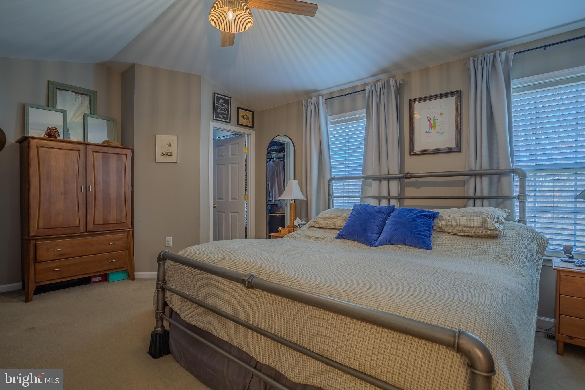 LAUREL RIDGE - Residential