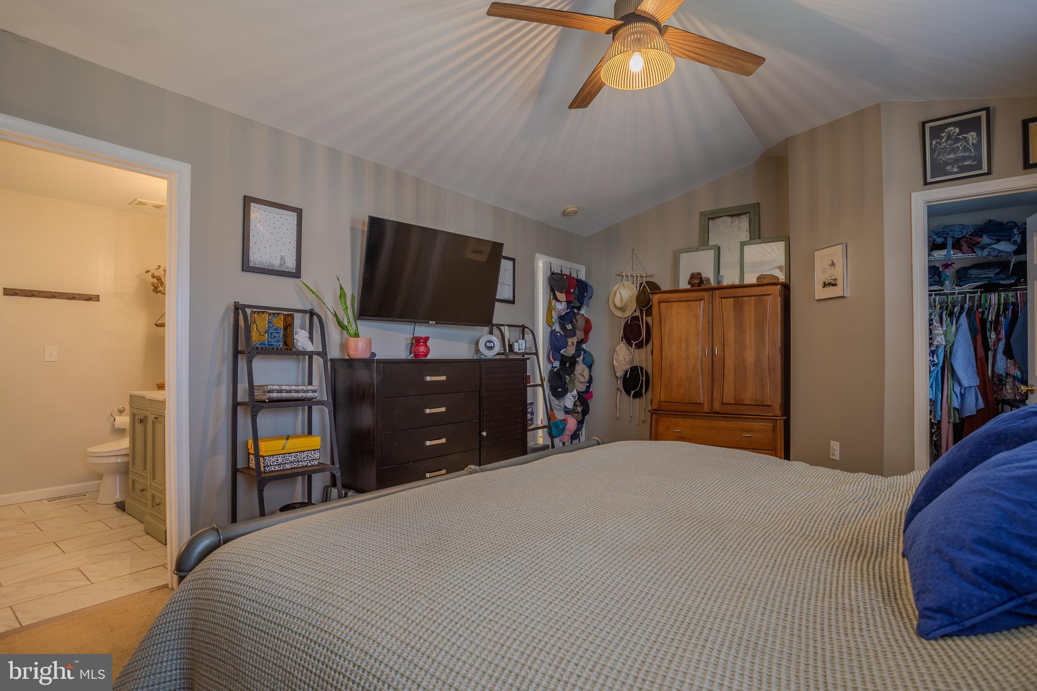 LAUREL RIDGE - Residential