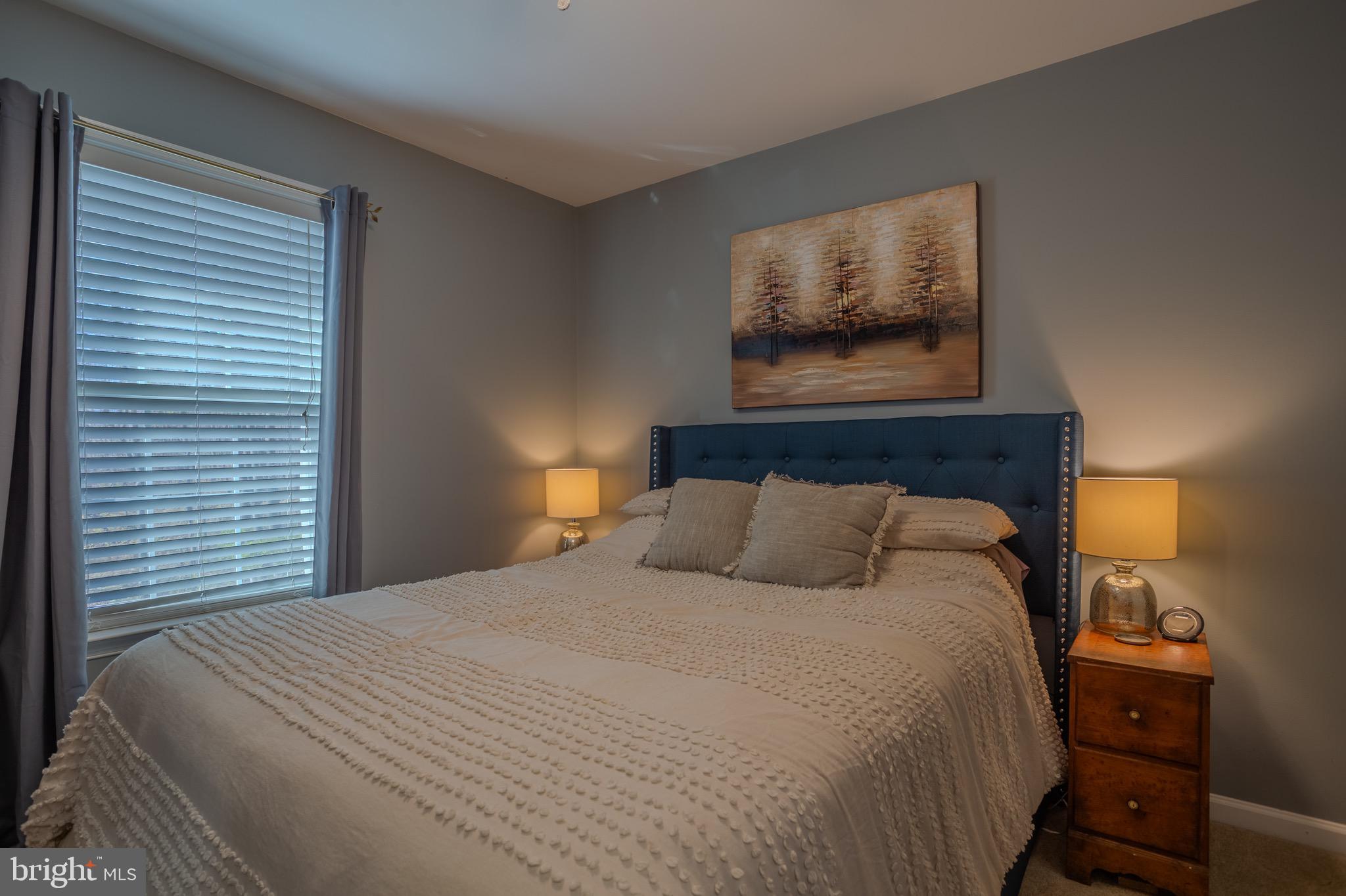 LAUREL RIDGE - Residential