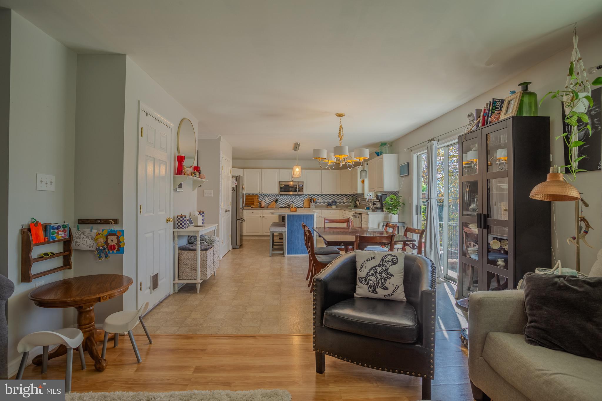 LAUREL RIDGE - Residential