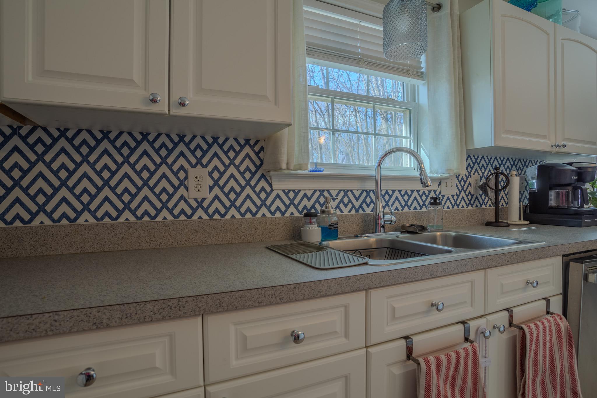 LAUREL RIDGE - Residential