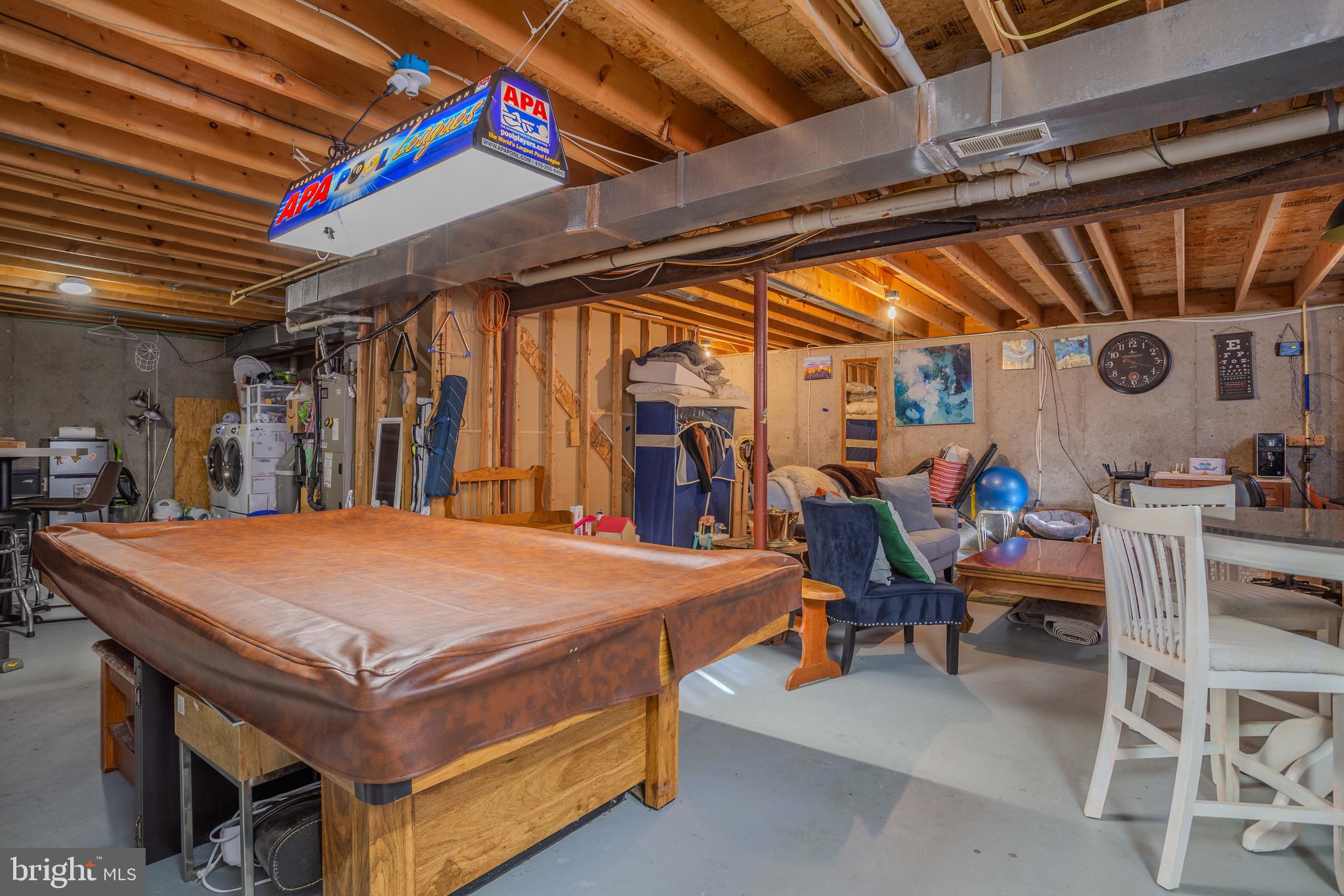 LAUREL RIDGE - Residential