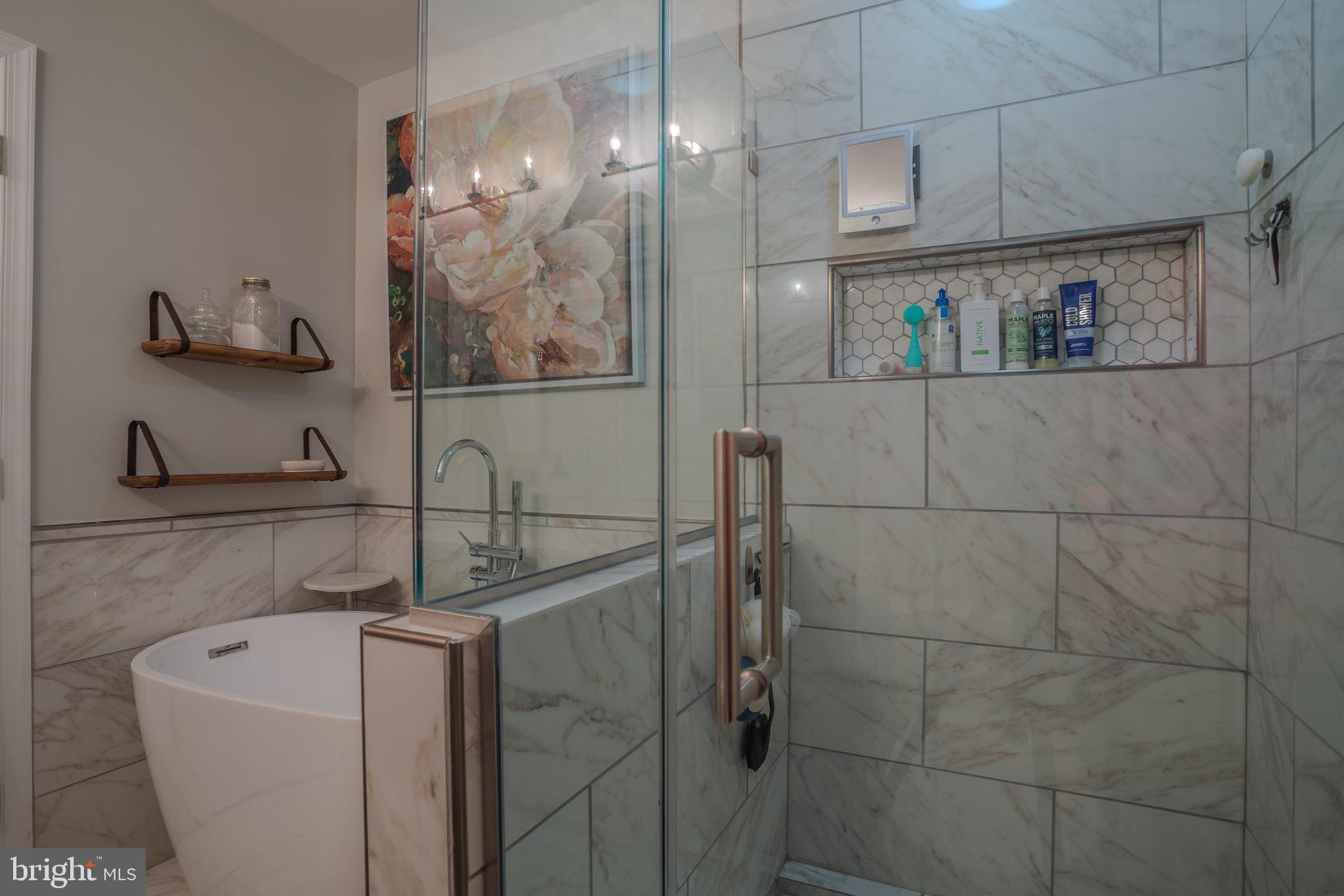 LAUREL RIDGE - Residential