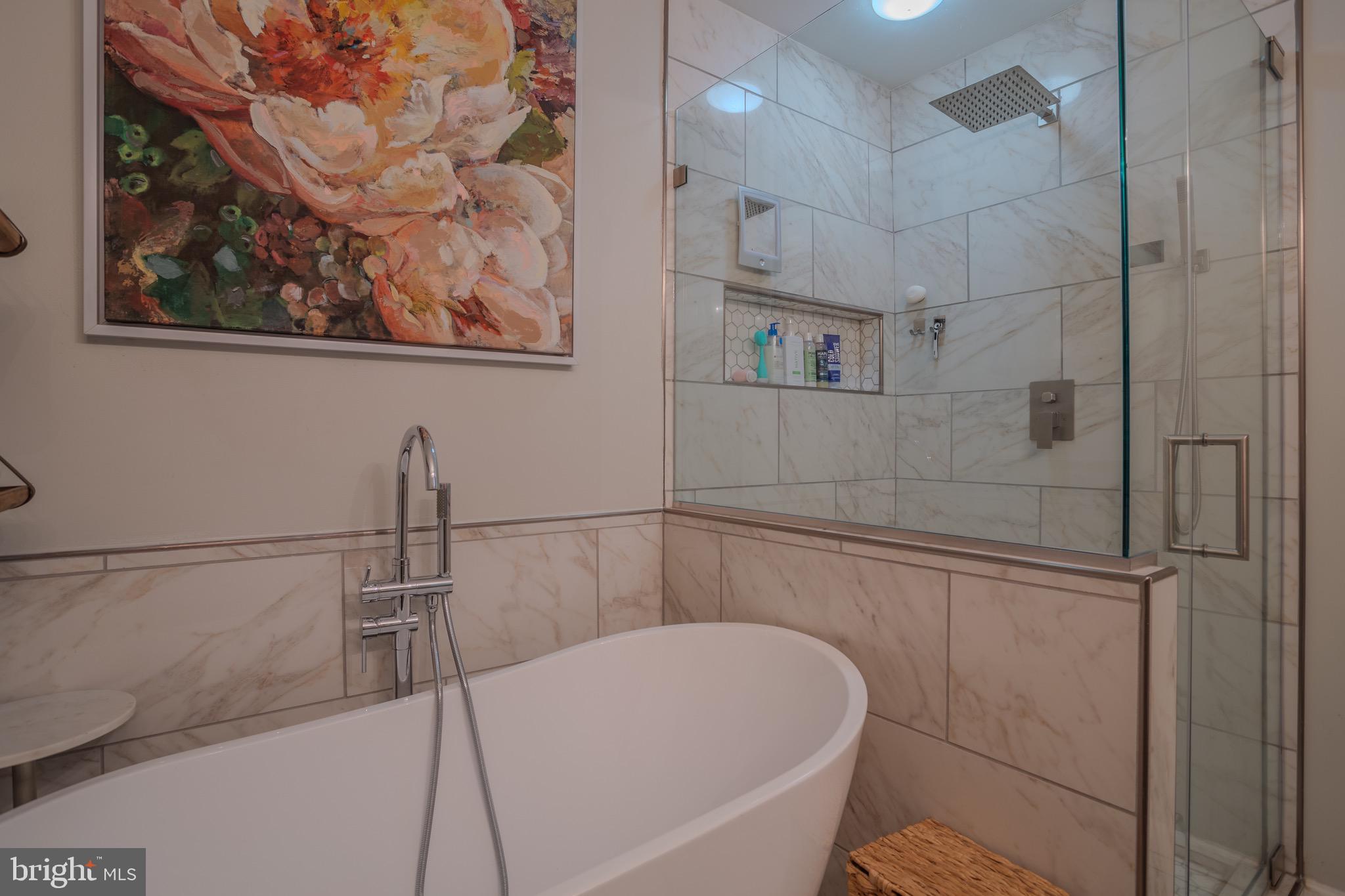 LAUREL RIDGE - Residential