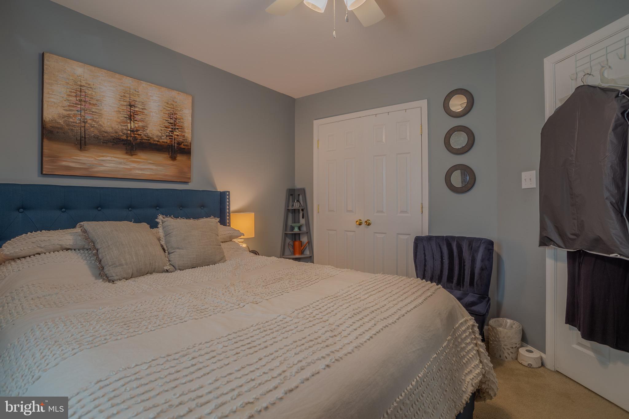 LAUREL RIDGE - Residential