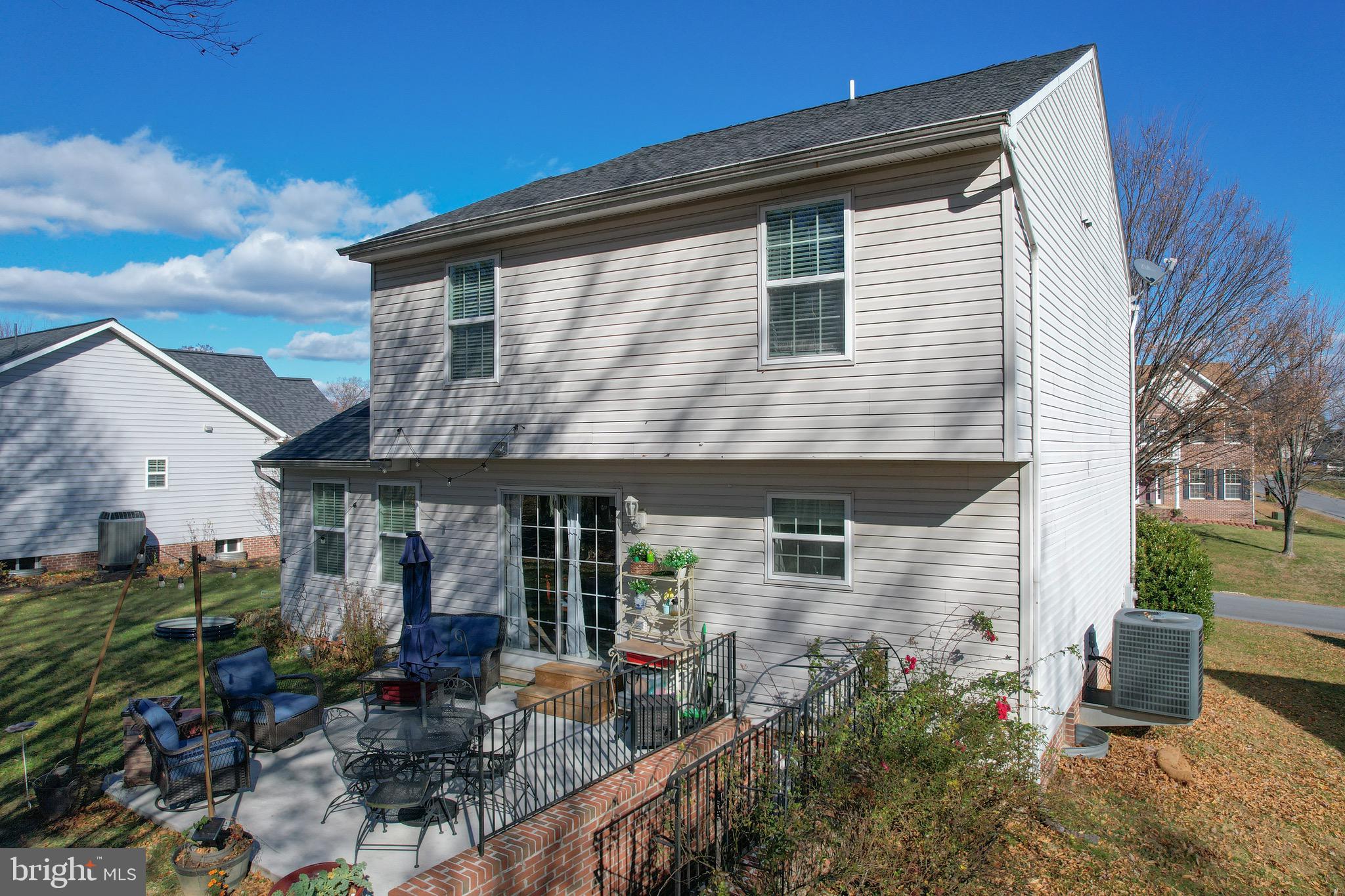 LAUREL RIDGE - Residential