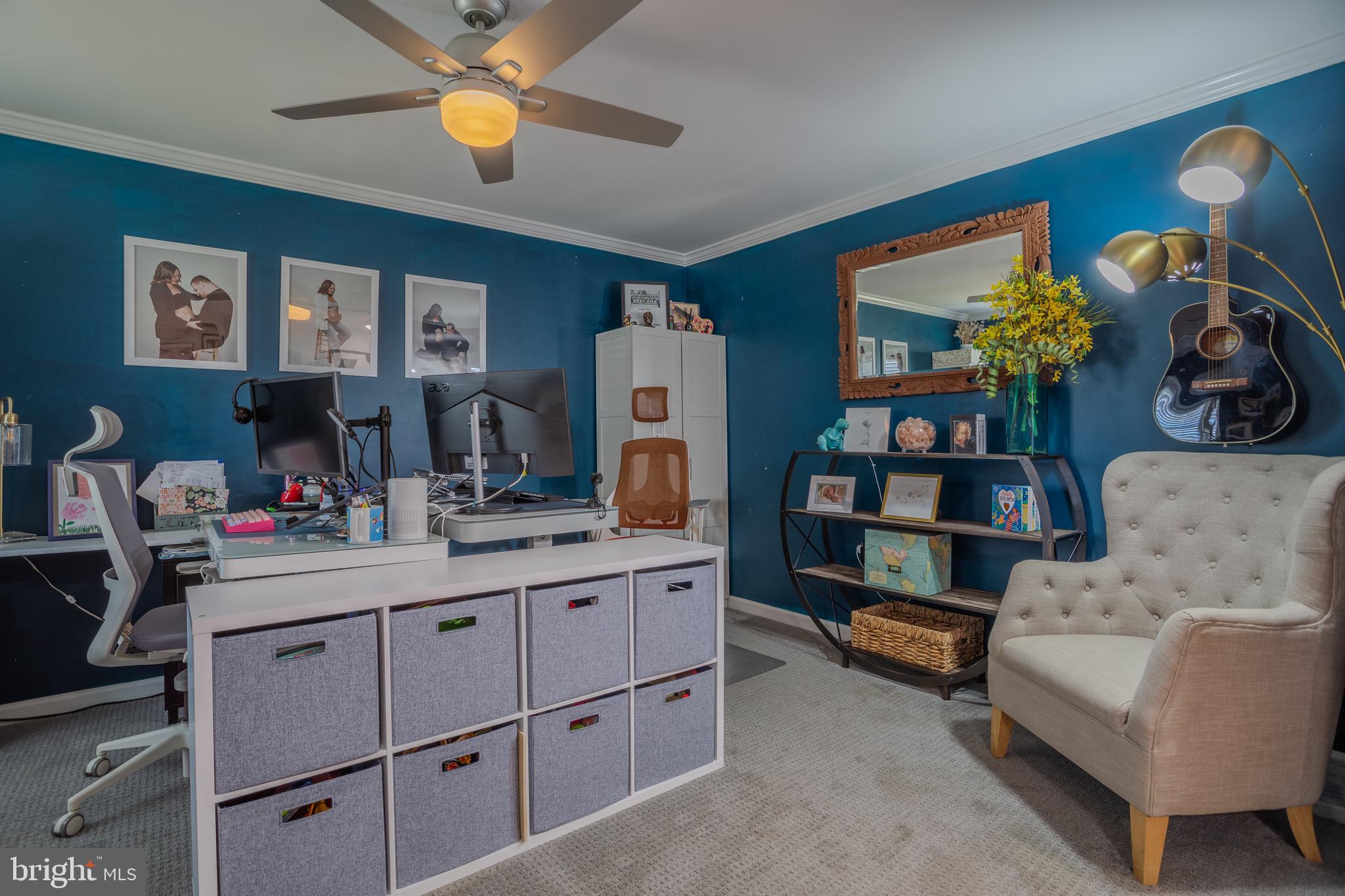 LAUREL RIDGE - Residential