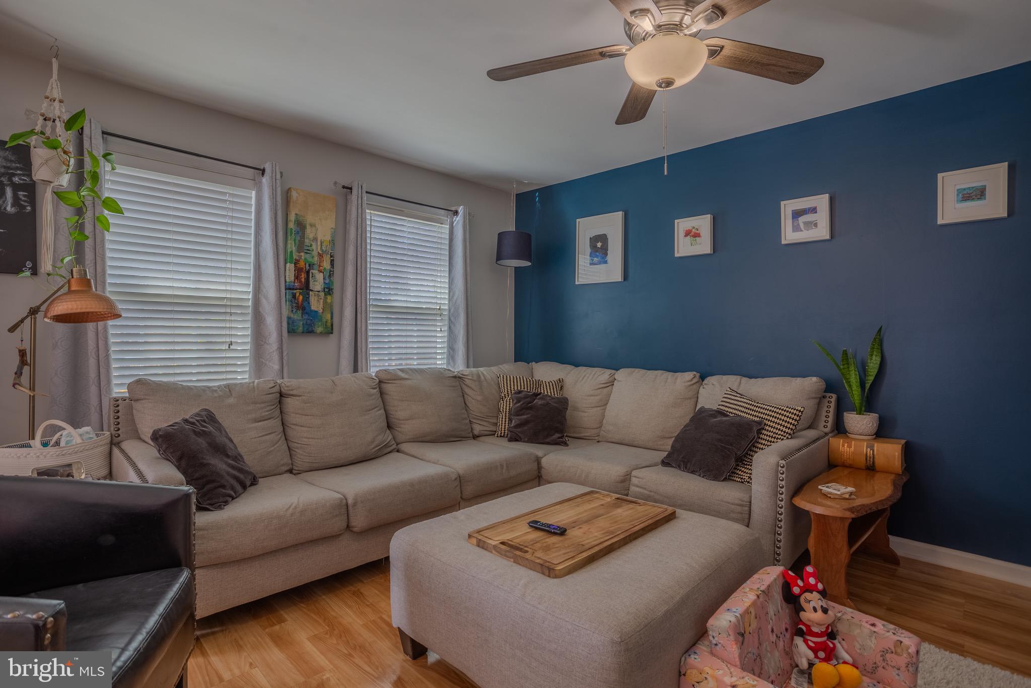 LAUREL RIDGE - Residential