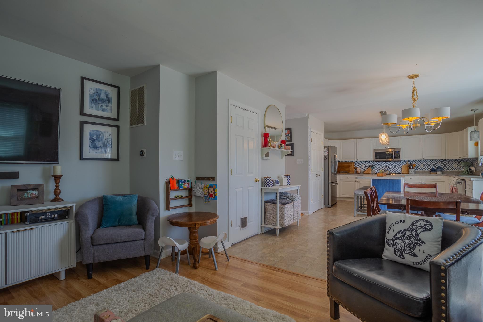 LAUREL RIDGE - Residential