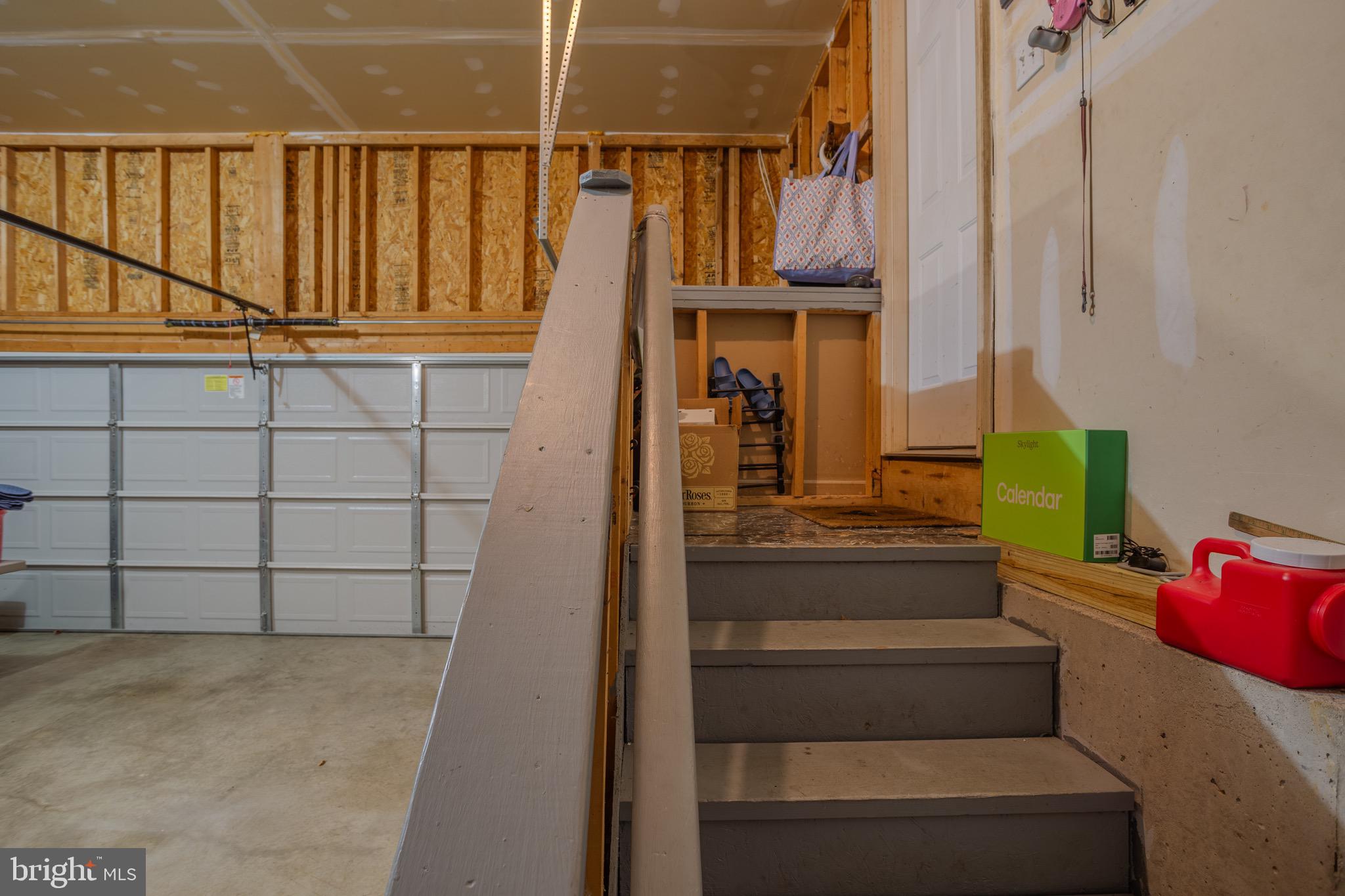 LAUREL RIDGE - Residential