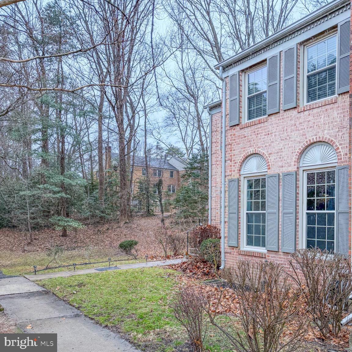 10321 HAMPSHIRE GREEN AVENUE